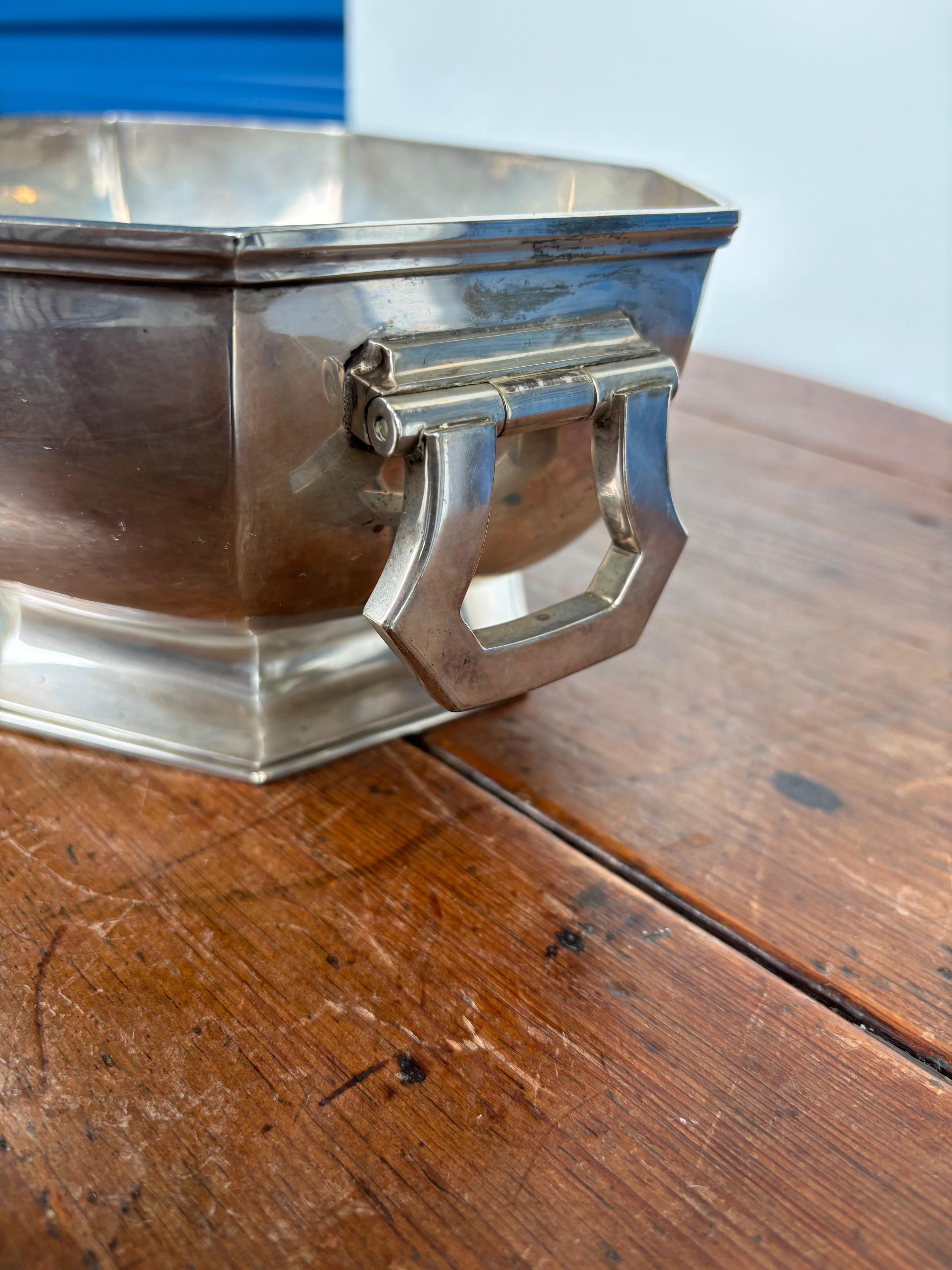 English Sterling Silver Octagonal Centerpiece Bowl by James Robinson, 20th C. For Sale 4