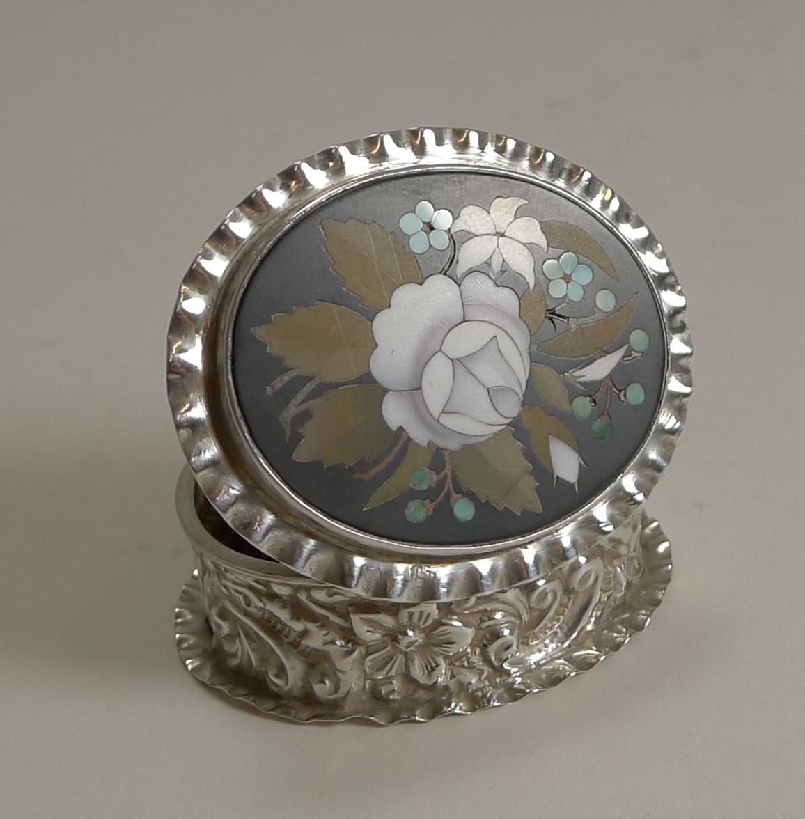 Early 20th Century English Sterling Silver Pill Box Inlaid With Italian Pietra Dura, 1900