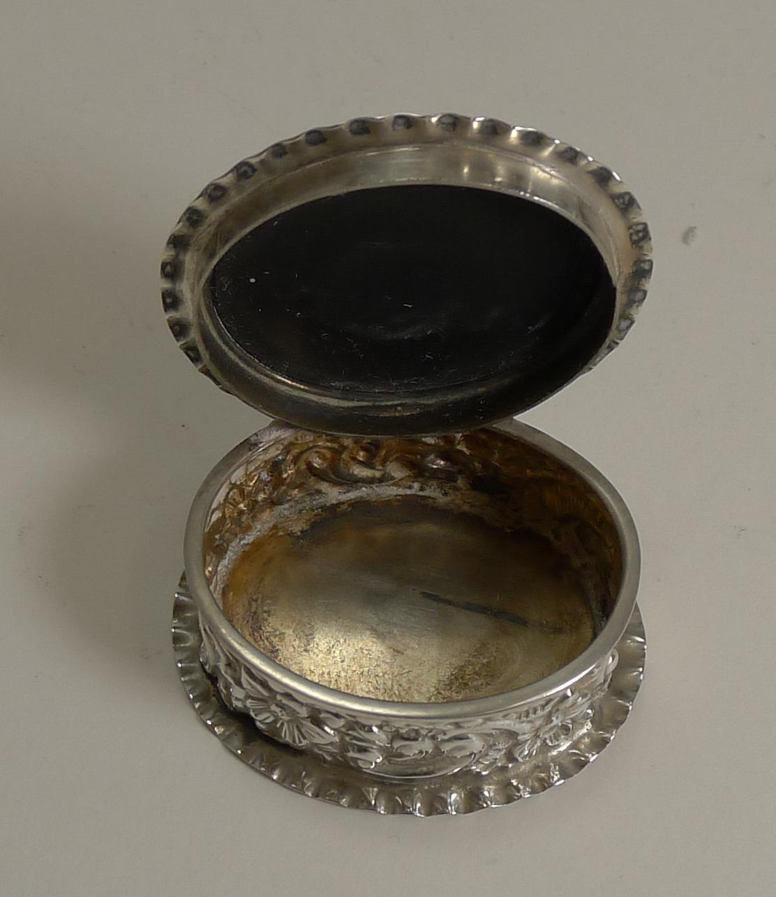 English Sterling Silver Pill Box Inlaid With Italian Pietra Dura, 1900 1