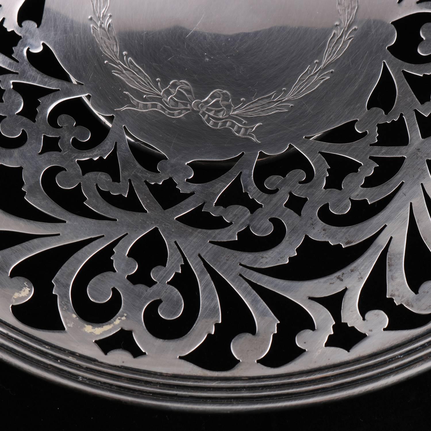 English Sterling Silver Reticulated Scrolled Serving Tray, 6.77 Toz 19th Century 4
