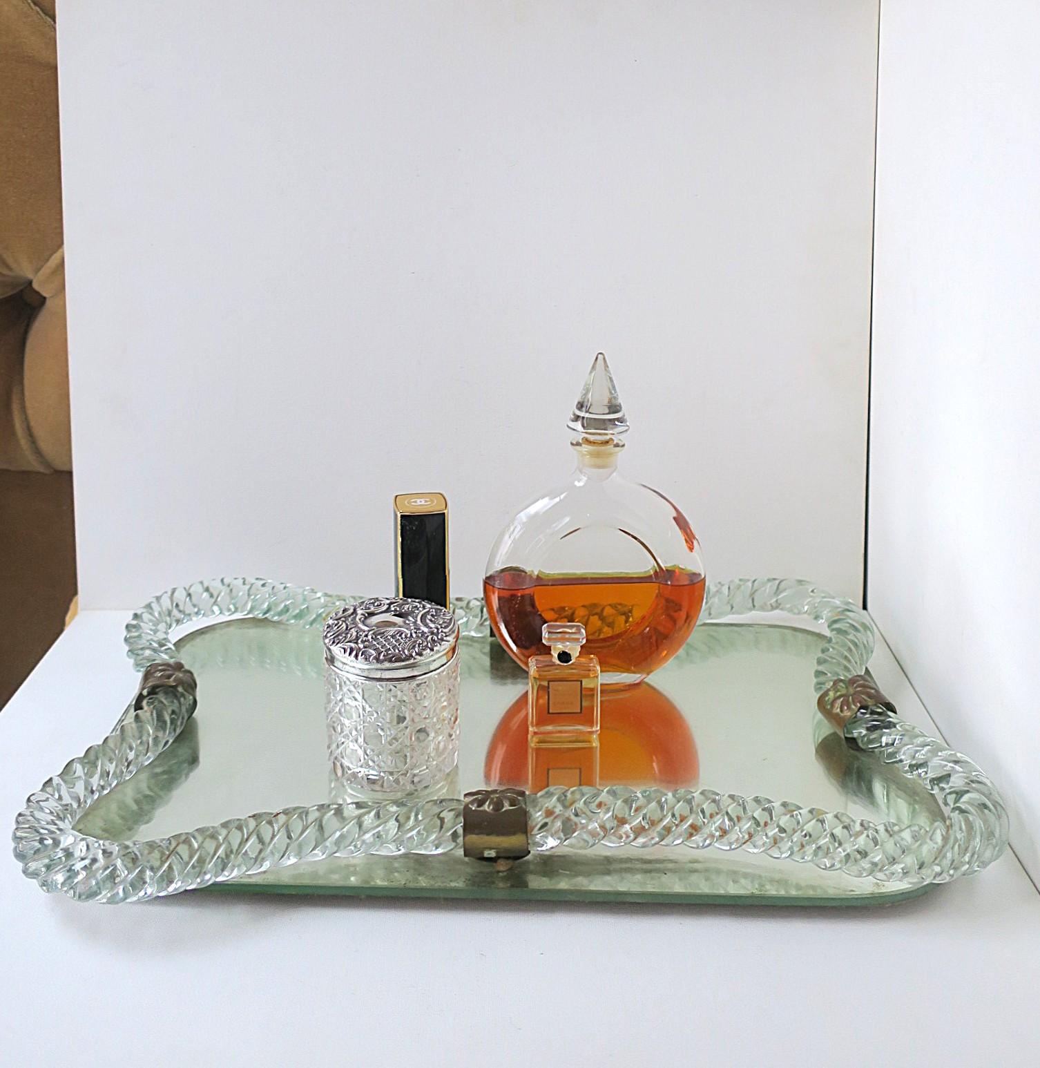 English Sterling Silver Vanity or Bathroom Jar Box For Sale 4