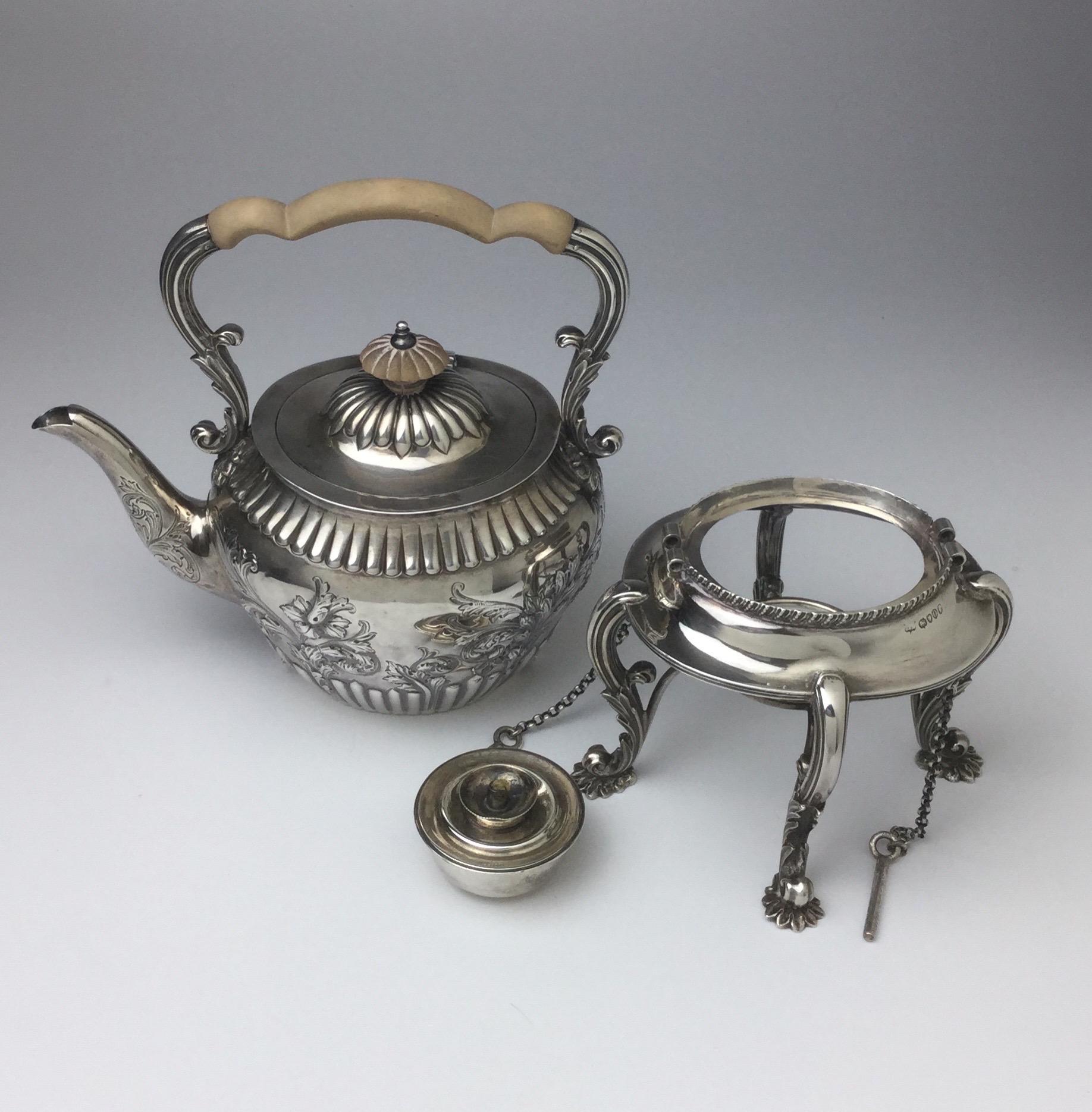 English Sterling Tip Kettle by Mappin & Web, London, 1893-1895 For Sale 1