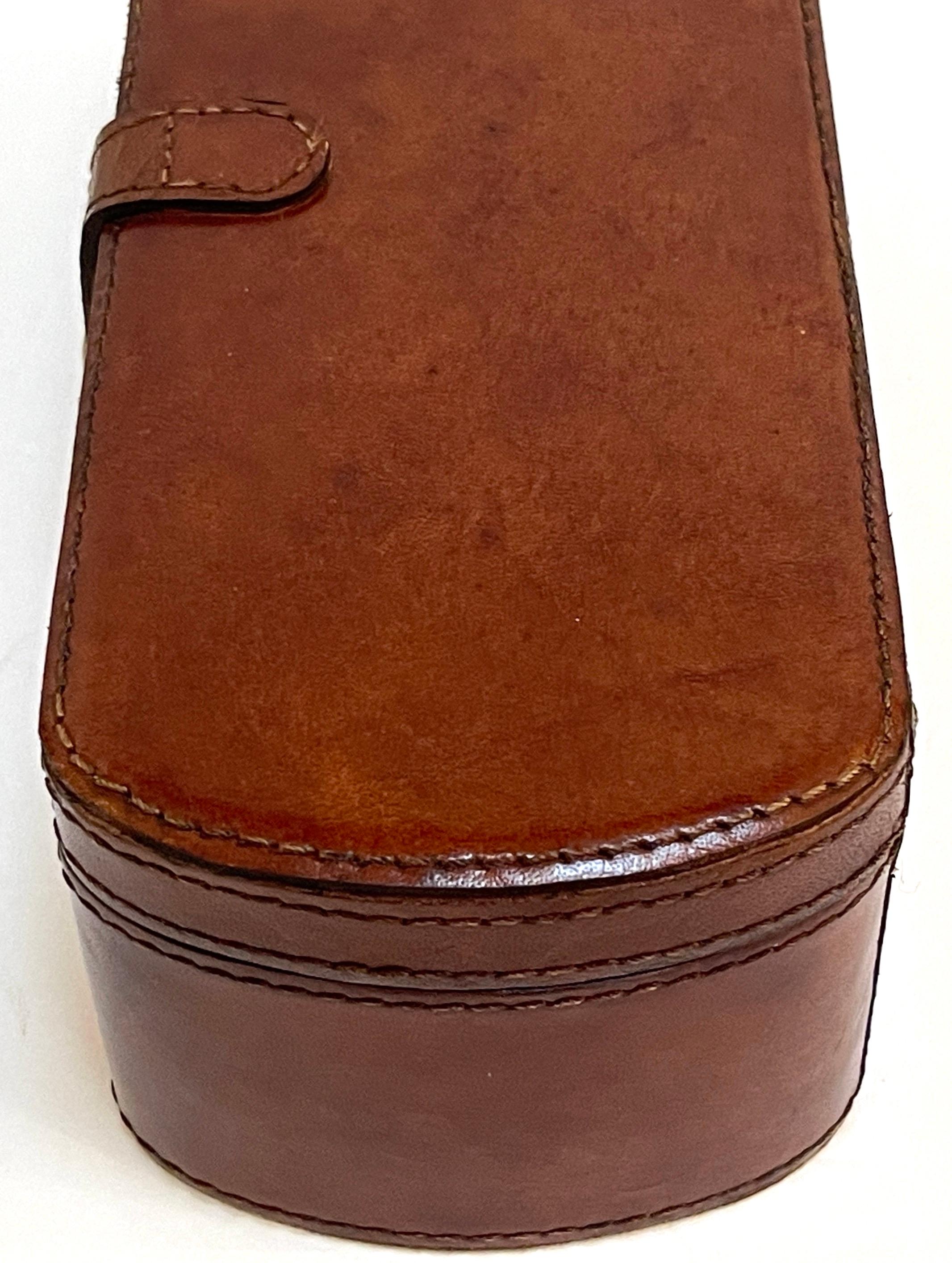 English Stitched Saddle Leather Dreiteilige Uhrenbox  im Angebot 7