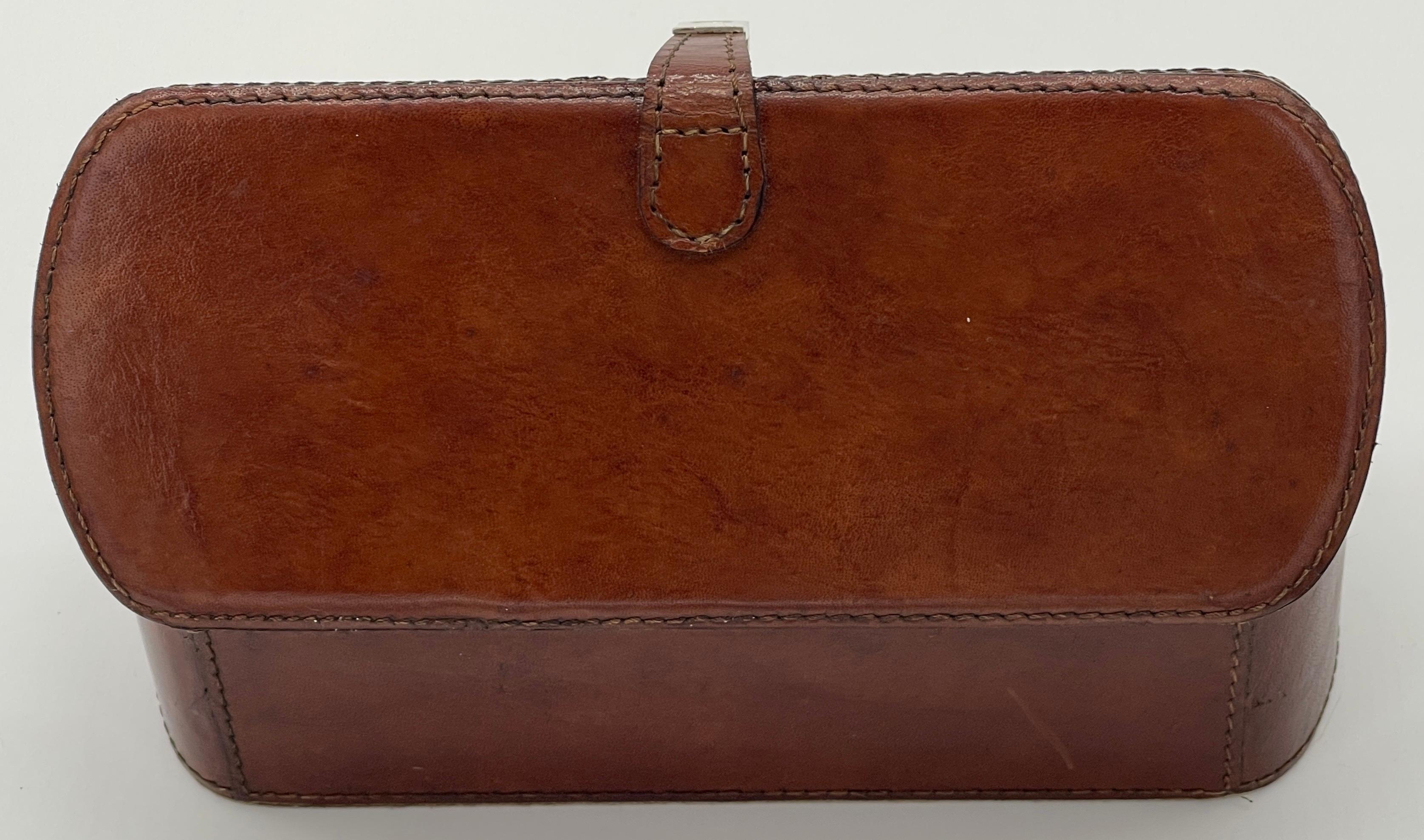 English Stitched Saddle Leather Three-Section Watch Box  In Good Condition For Sale In West Palm Beach, FL