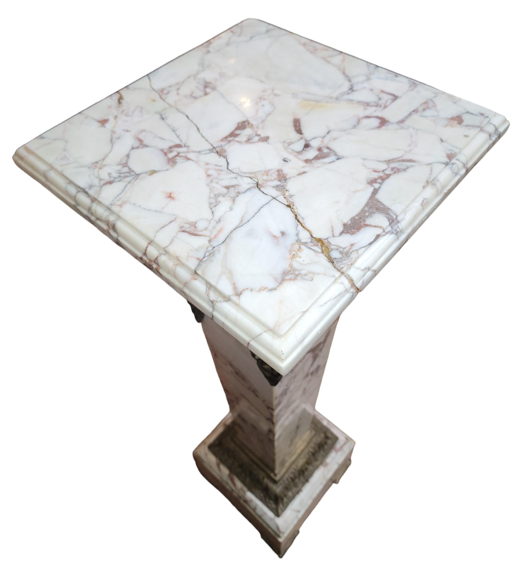Inglese Stlyle inglese  Supporto in marmo e bronzo in vendita