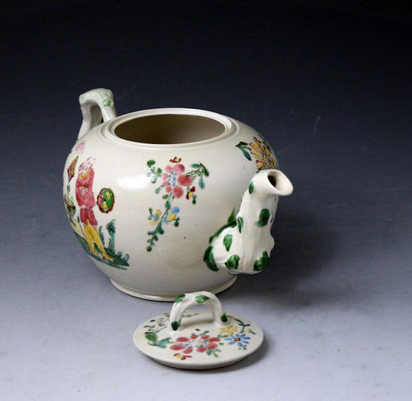 English Stoneware Decorated Teapot Staffordshire Mid-18th Century  For Sale 1