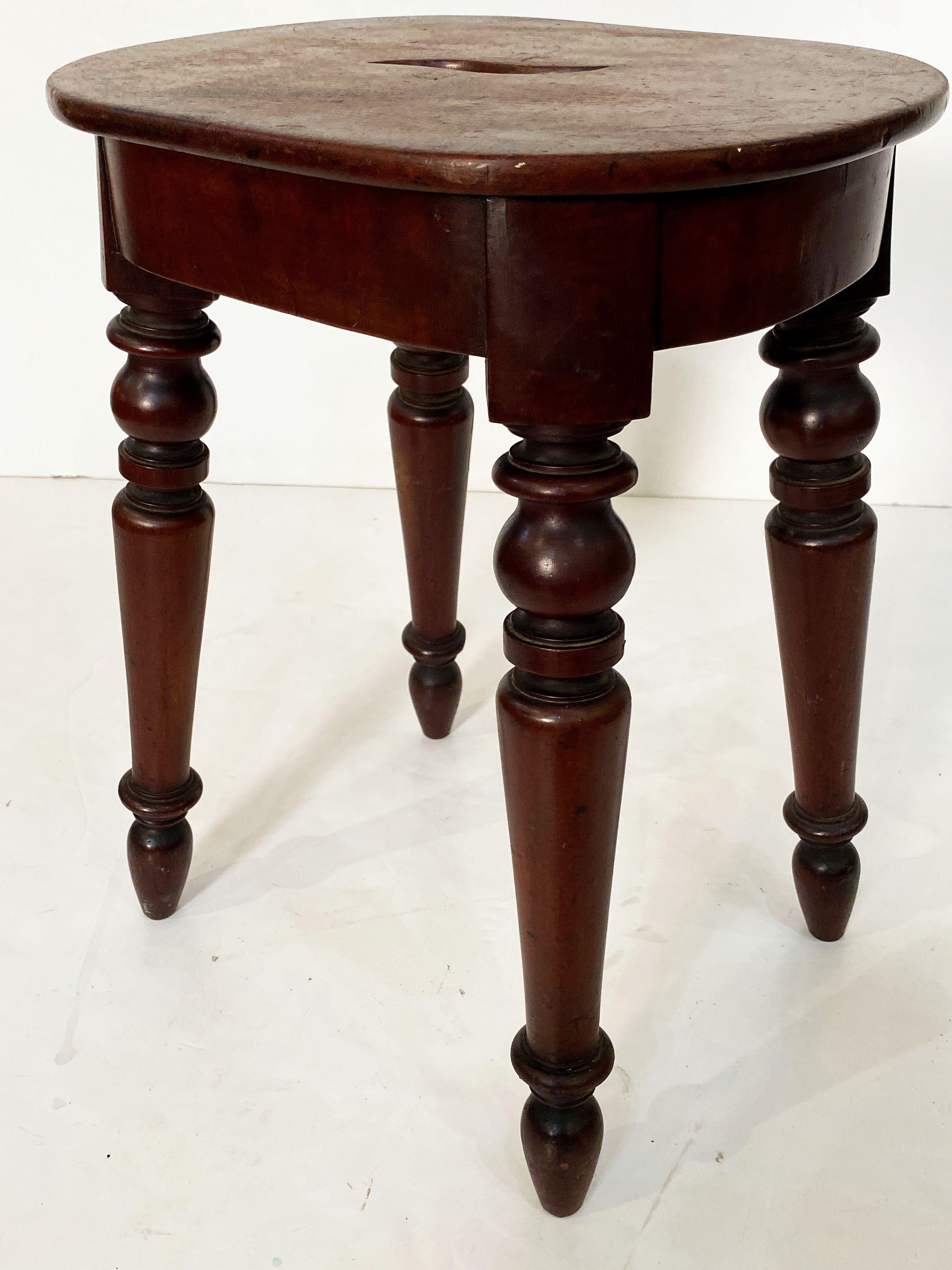 English Stool of Mahogany with Oval Seat and Turned Legs For Sale 5
