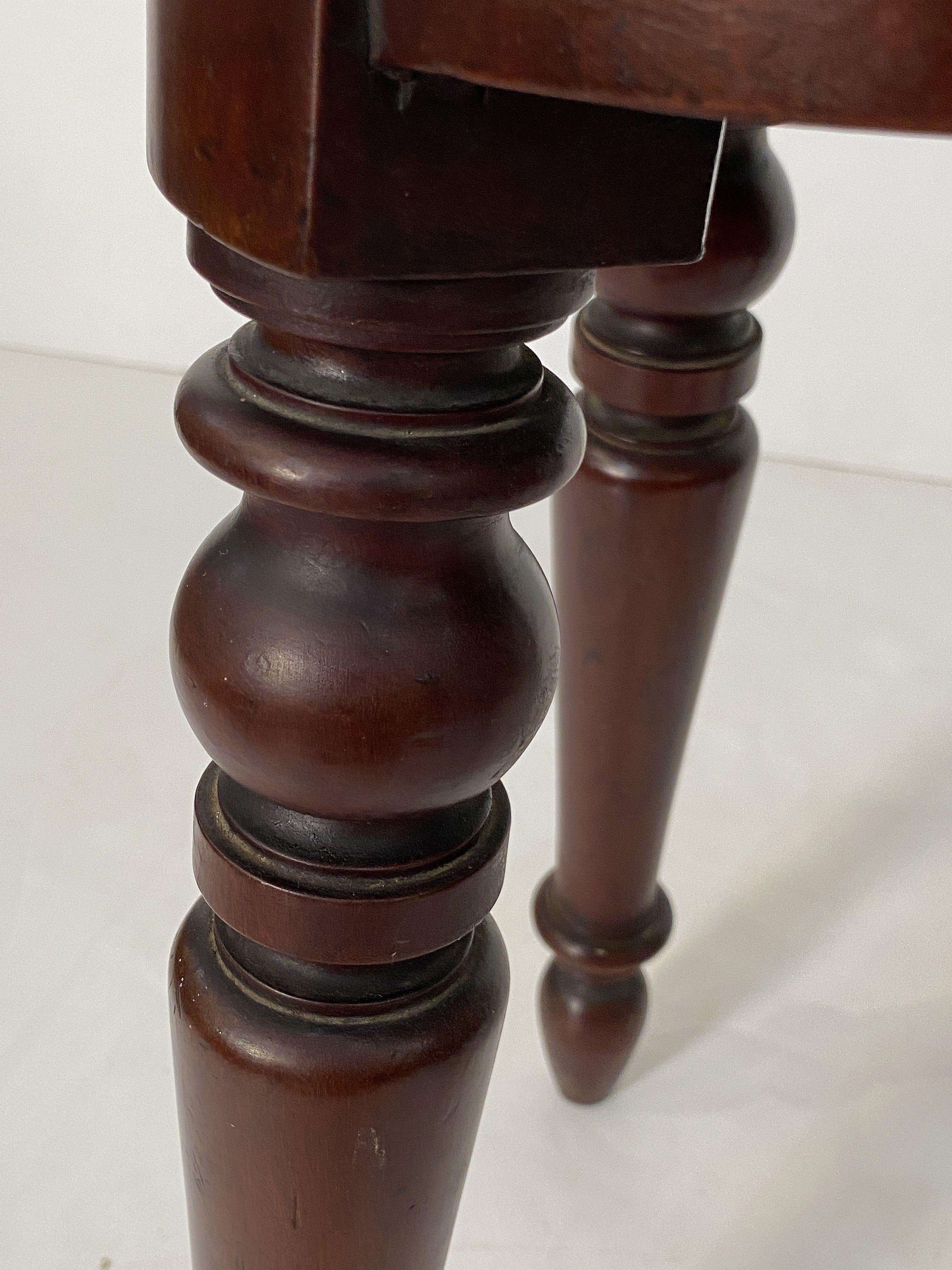 English Stool of Mahogany with Oval Seat and Turned Legs For Sale 6
