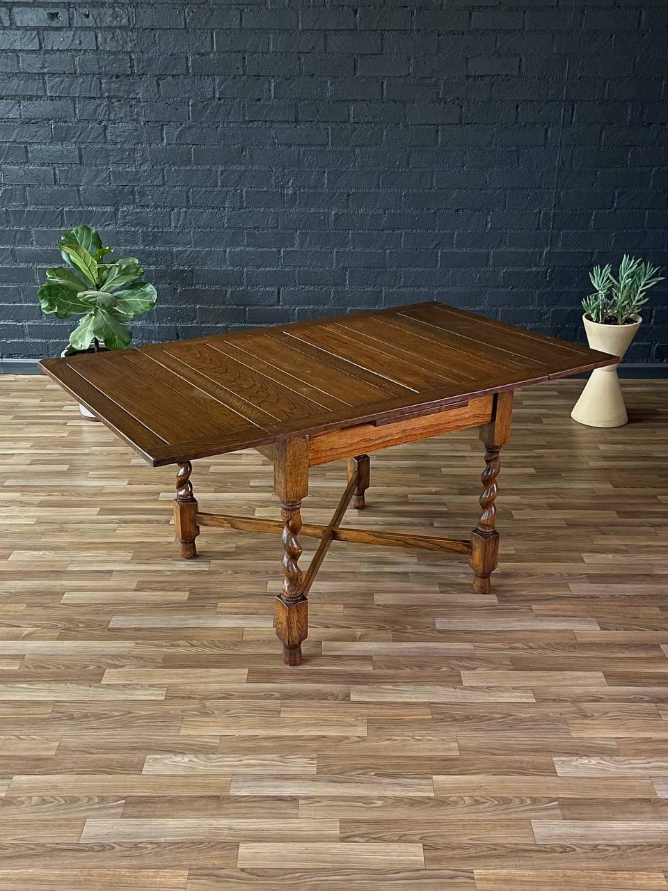 Other English Style Antique Farmhouse Oak Expanding Draw-Leaf Dining Table
