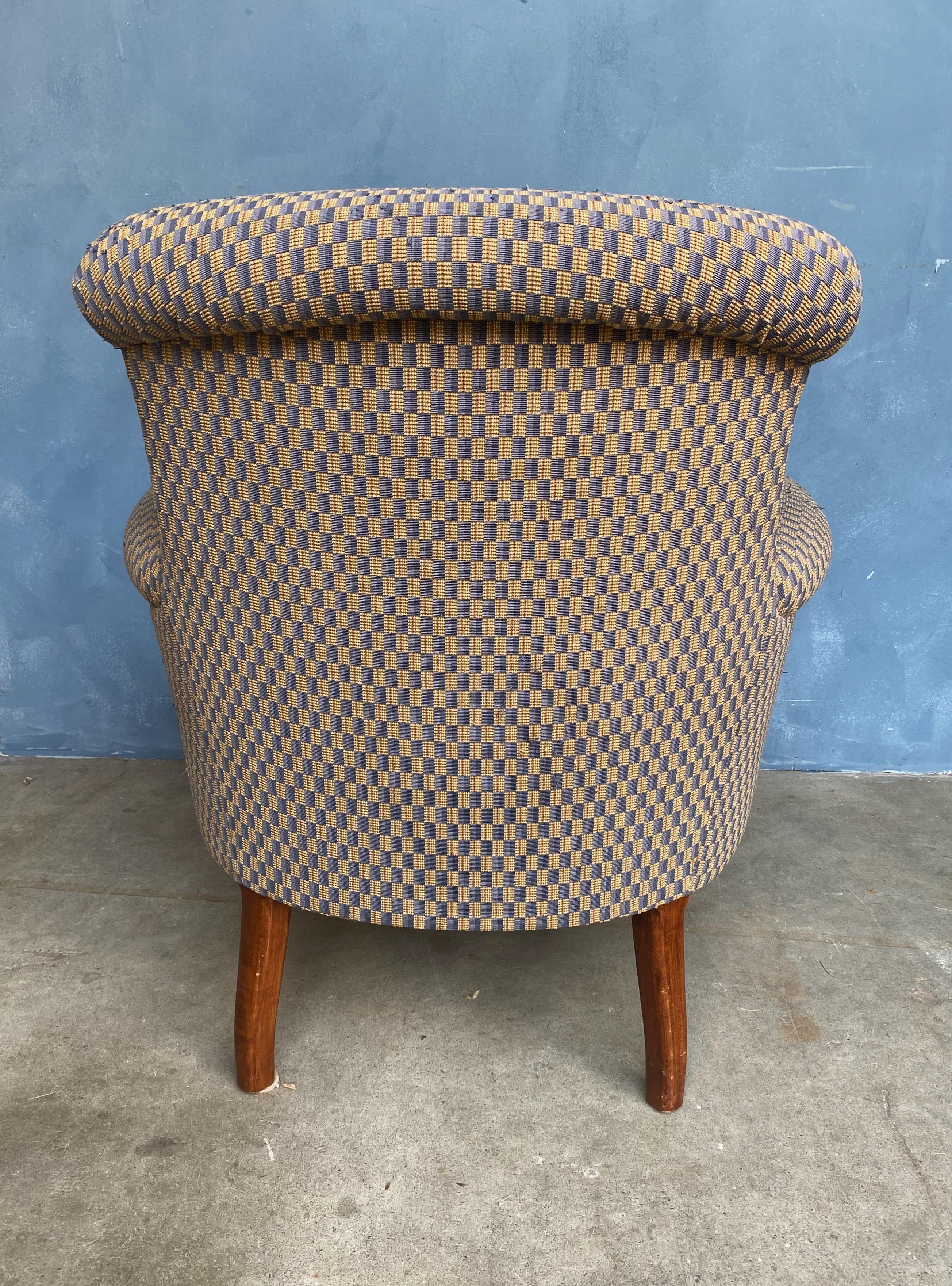 English Style Club Chair Geometric Fabric 1