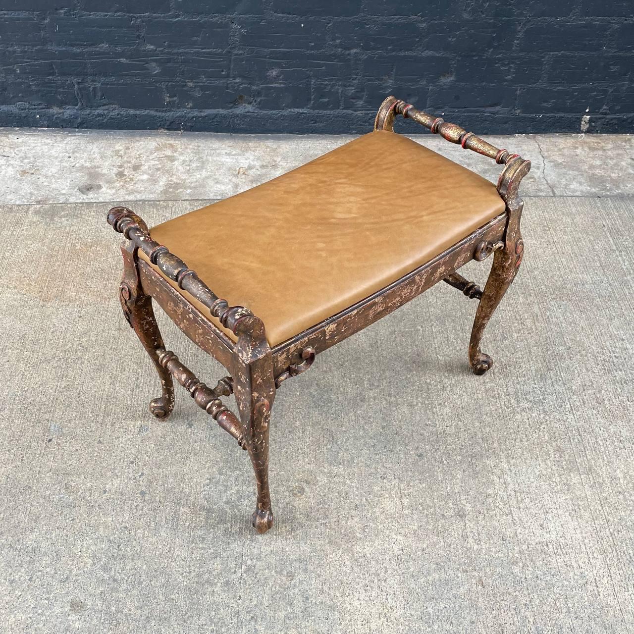 Mid-20th Century English Style Gilt Wood & Leather Bench with Cabriole Legs For Sale
