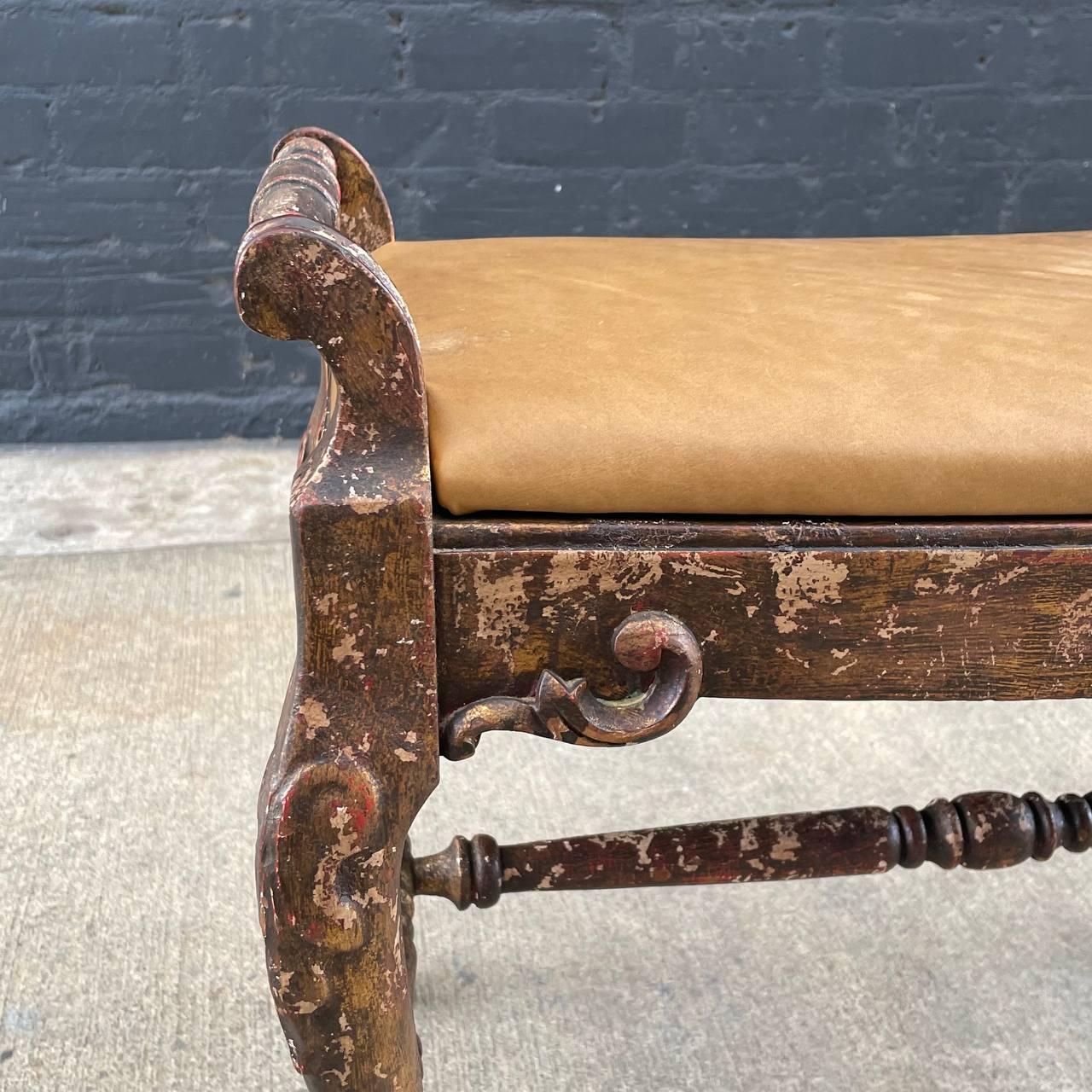 English Style Gilt Wood & Leather Bench with Cabriole Legs For Sale 4