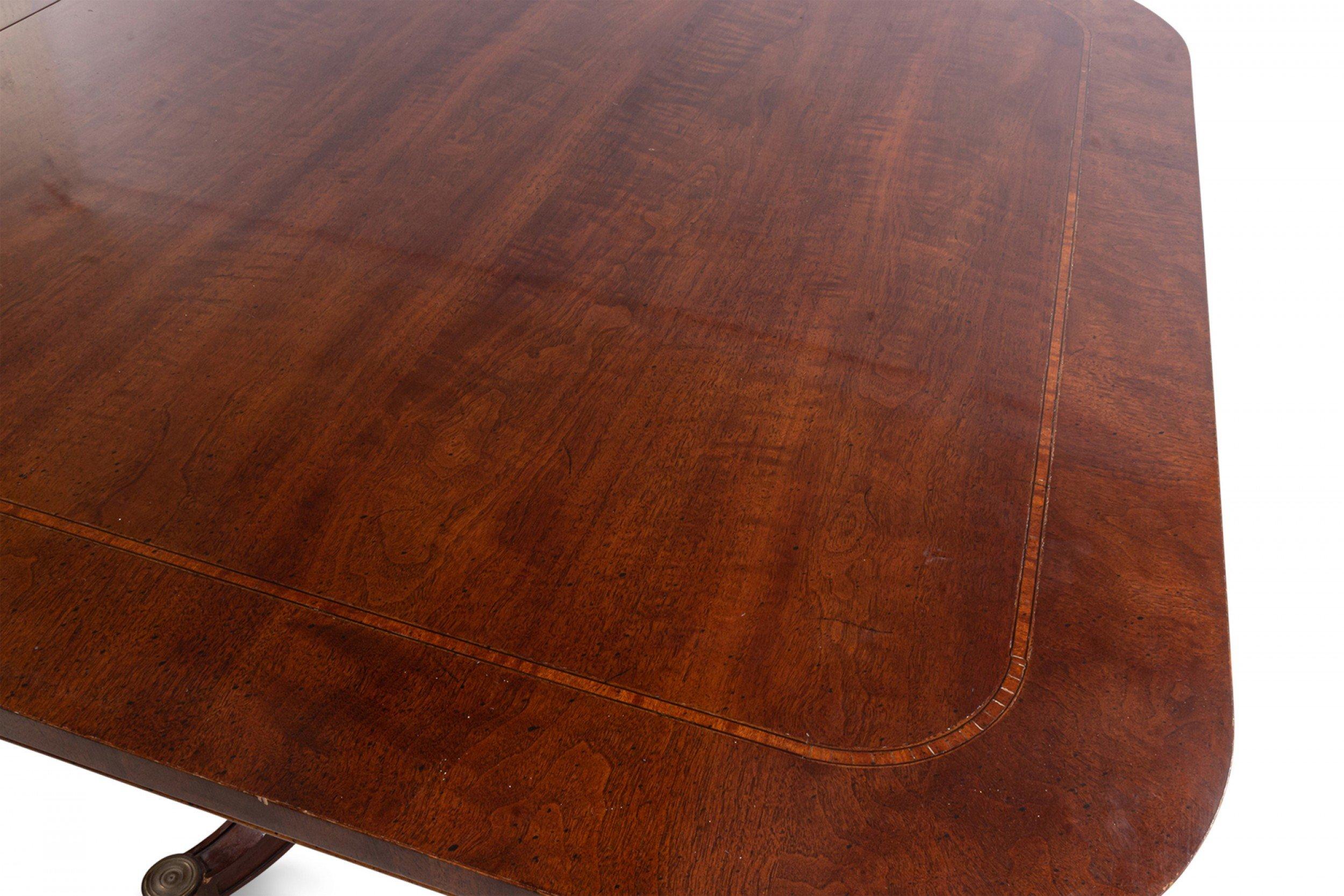 English Style Mahogany Conference Dining Table with Leaves In Good Condition In New York, NY