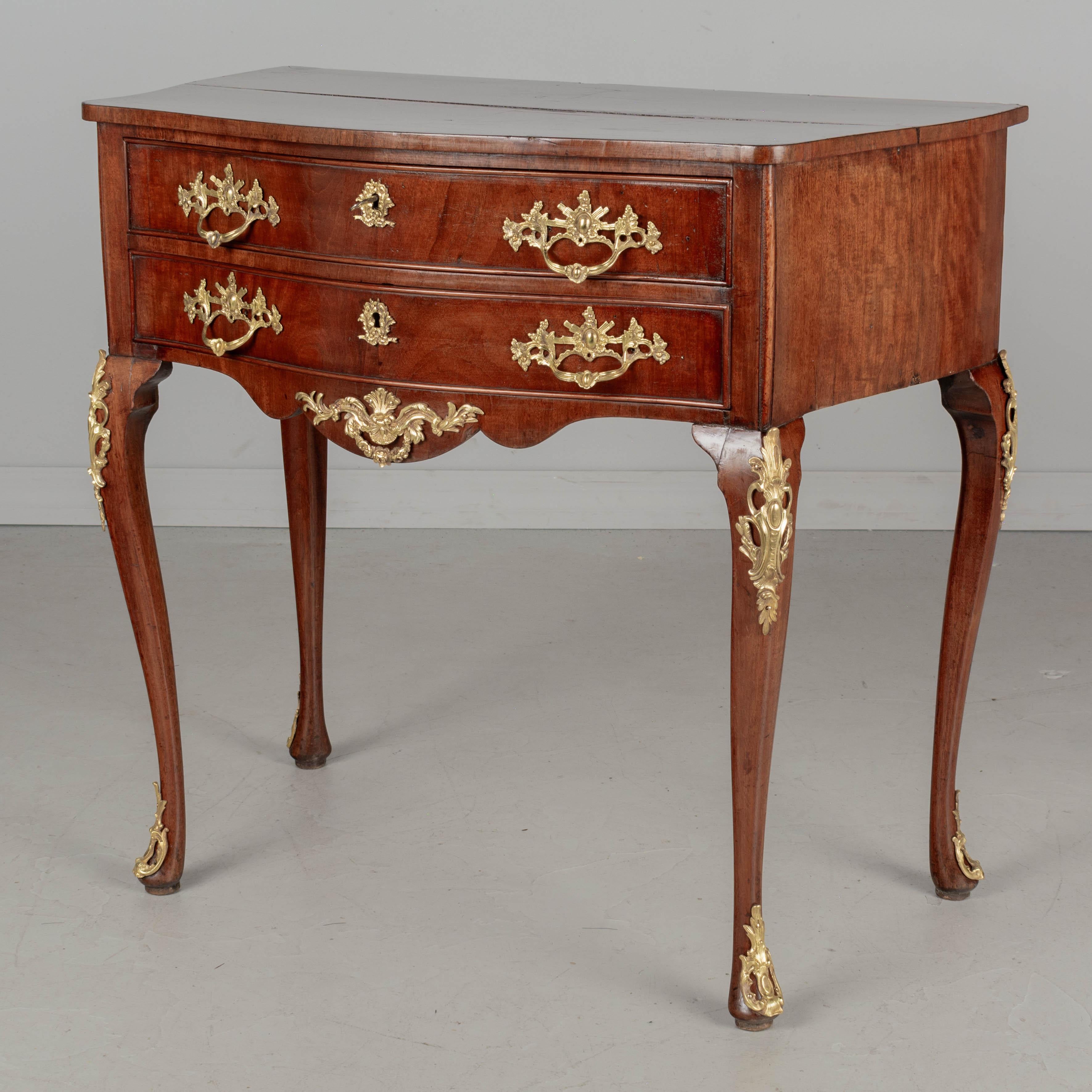 Hand-Crafted English Style Mahogany Side Table For Sale