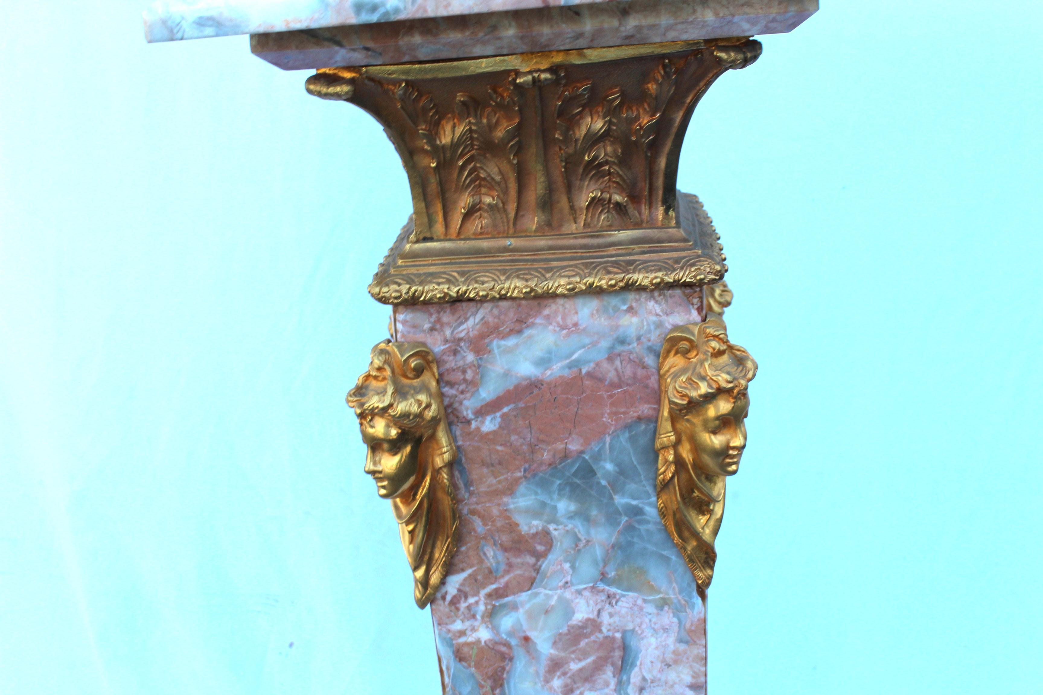Early Victorian English Style Marble Pedestal , Gold plate hardware For Sale