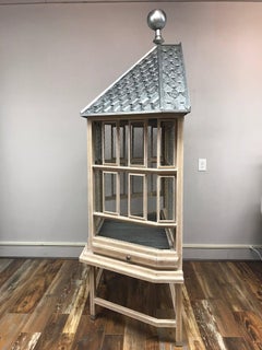 English Style Metal and Wood Bird Cage