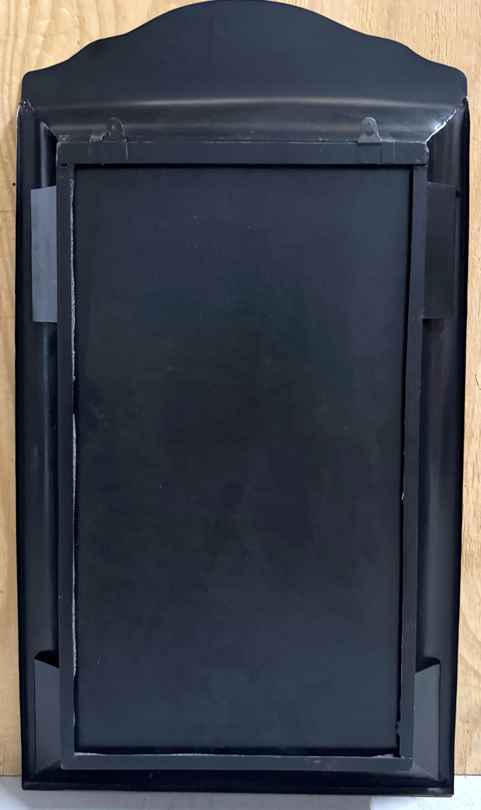 English Style Red Tole Chinoiserie Decorated Mirror For Sale 1