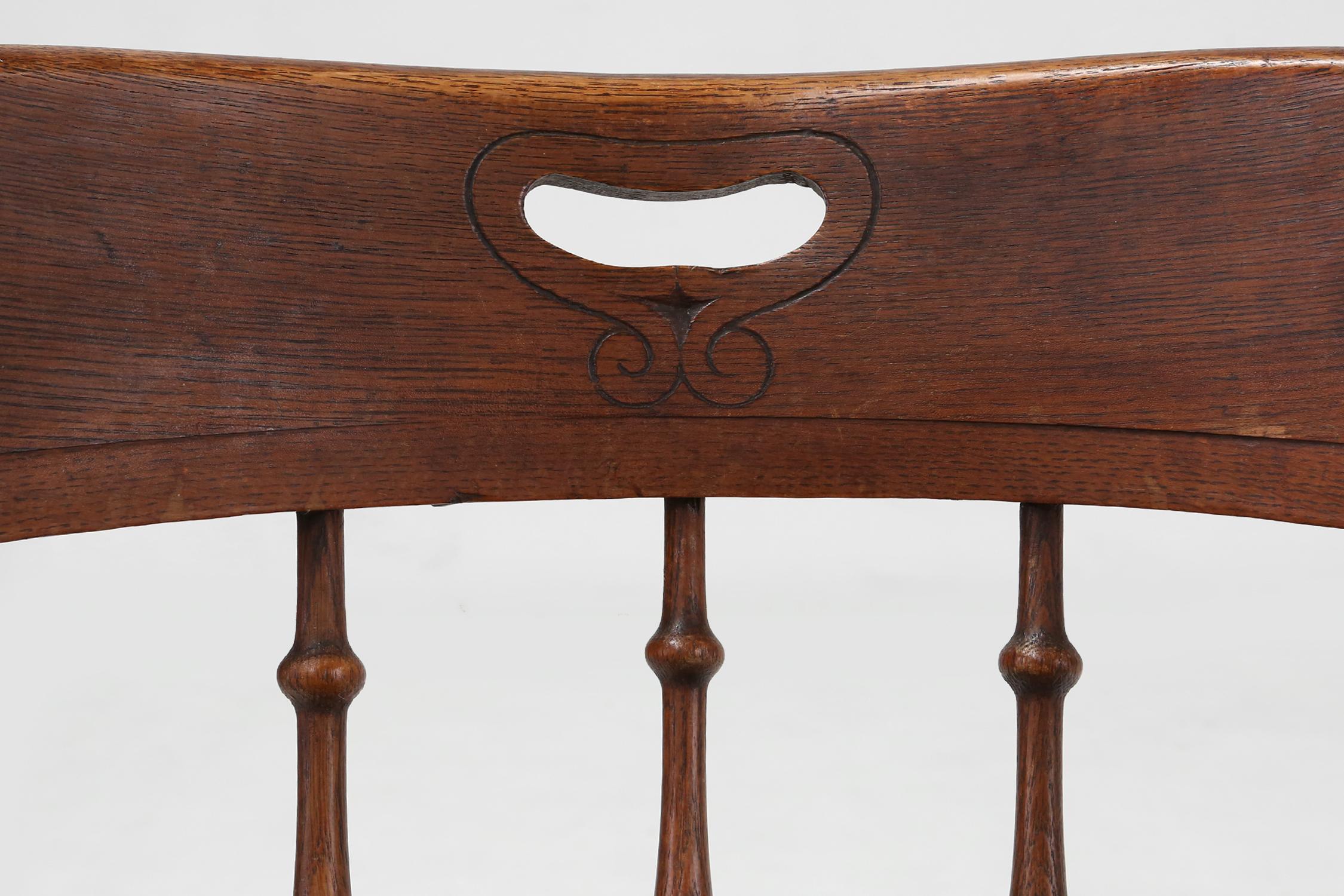 Chaise de bureau de style anglais à base pivotante, vers 1850 en vente 6