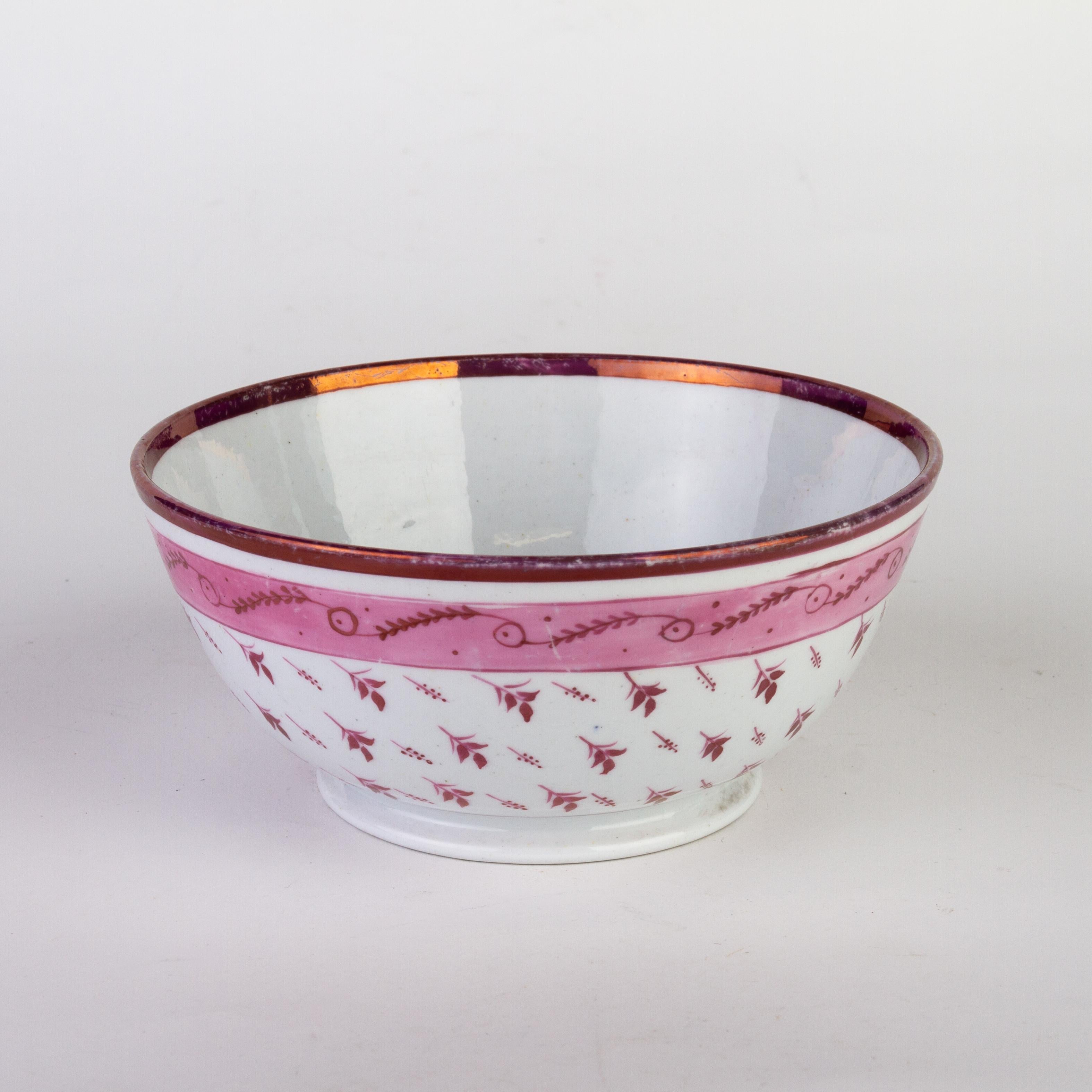 English Sunderland Lustreware Bowl 19th Century In Good Condition In Nottingham, GB