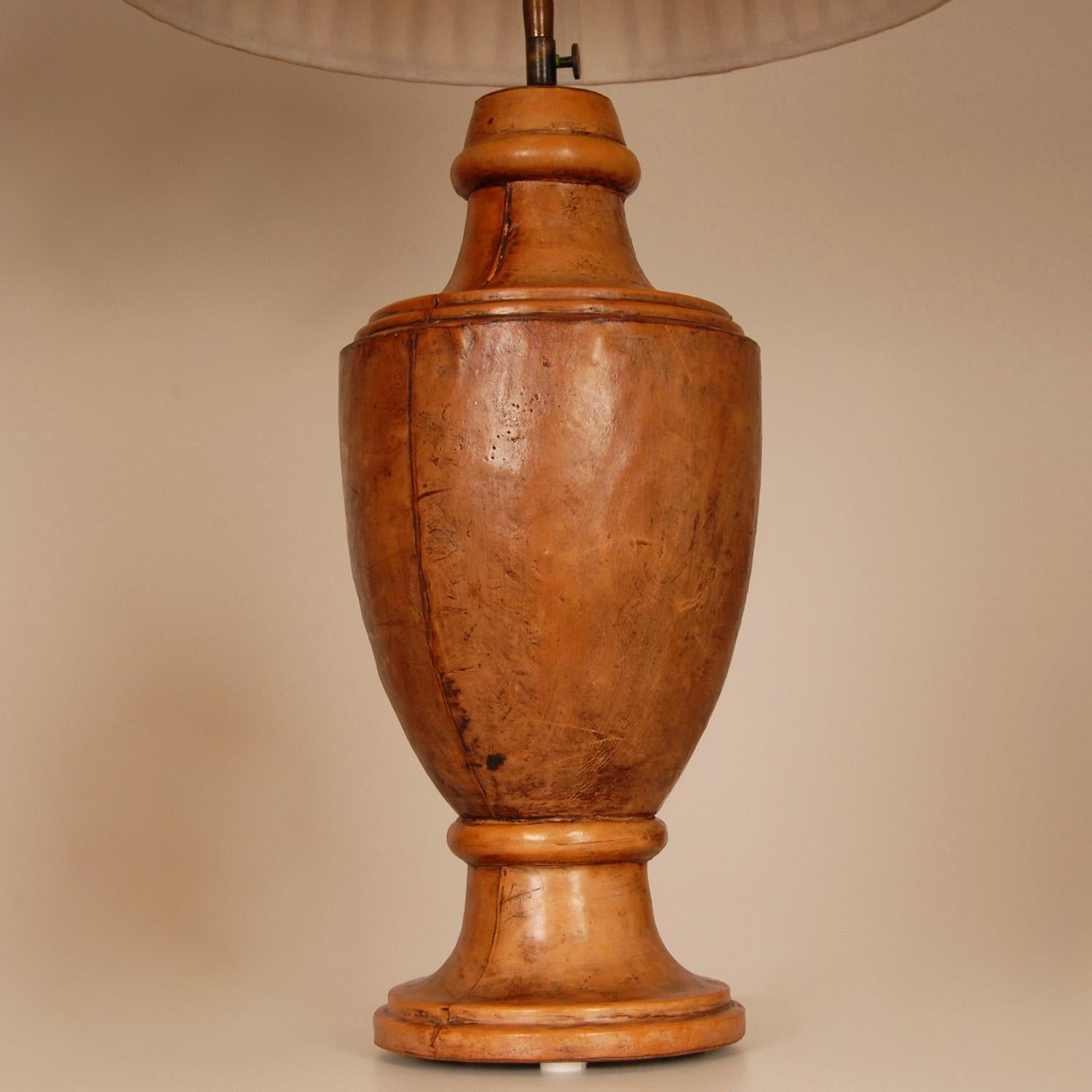 Leather English Table Lamps leather Chesterfield Style Traditional Vase Lamps a pair