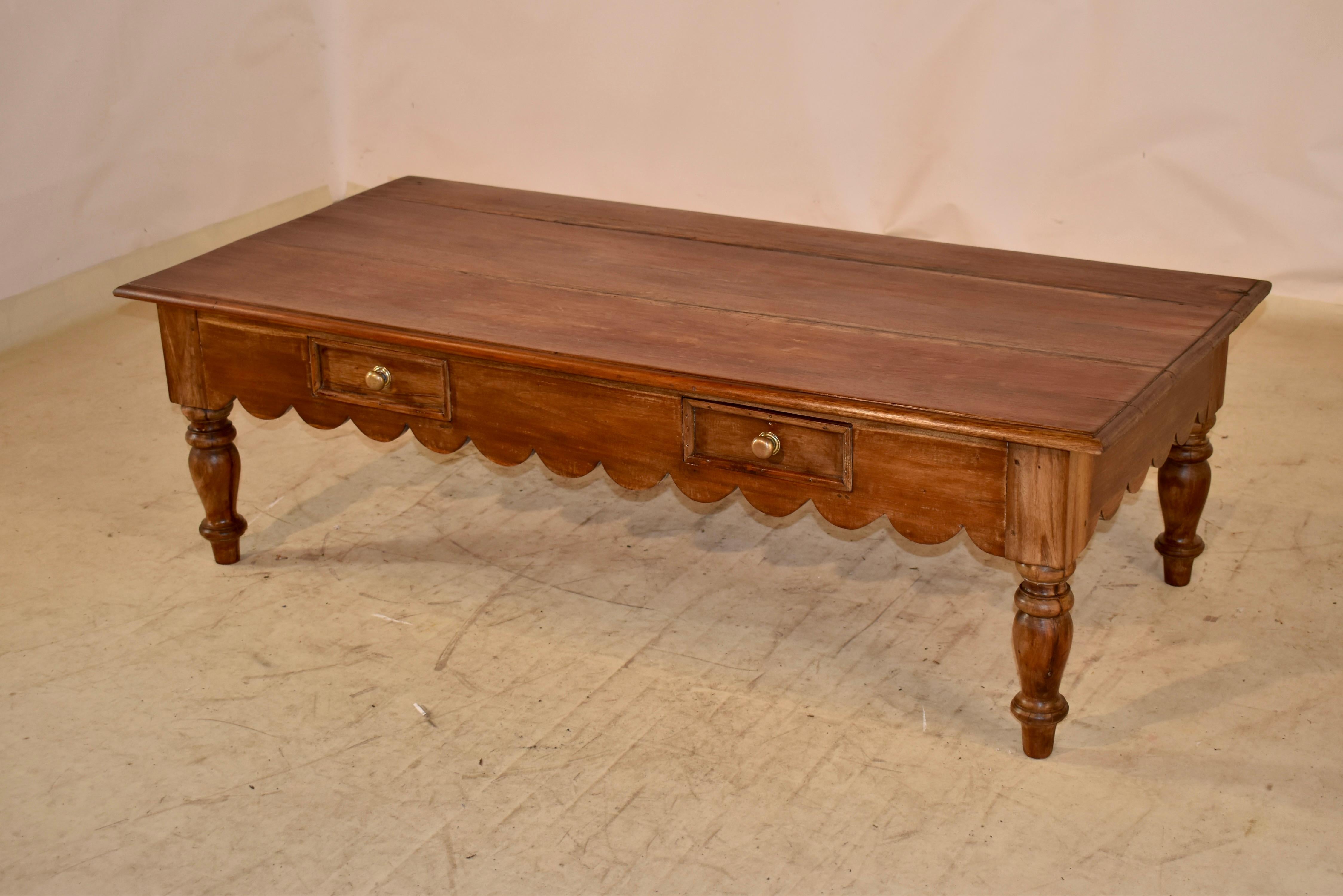 English Teak Coffee Table, Circa 1910 In Good Condition In High Point, NC