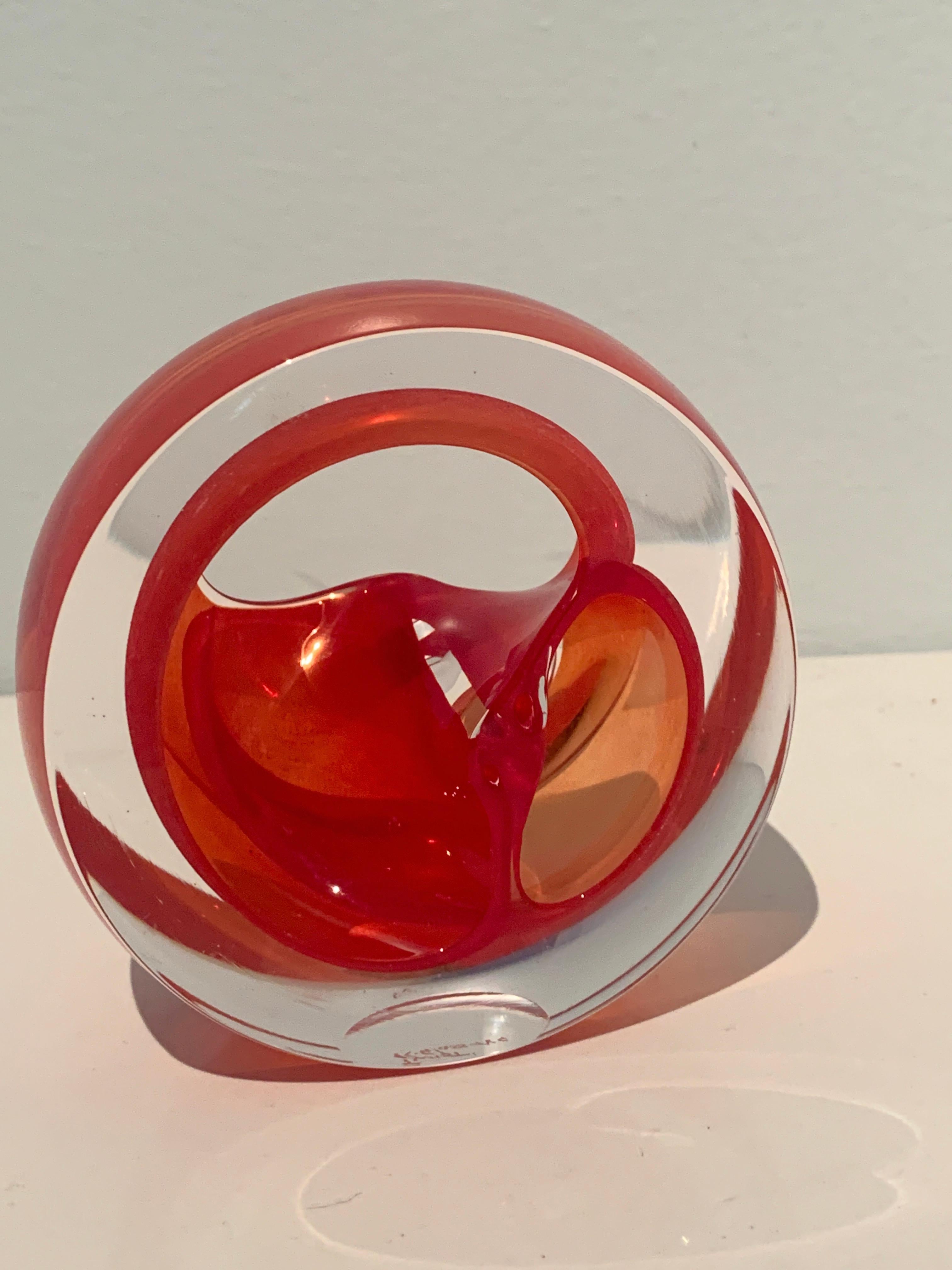 English Teign Valley Red Art Glass Sculpture Paper Weight Bookend In Good Condition For Sale In Los Angeles, CA