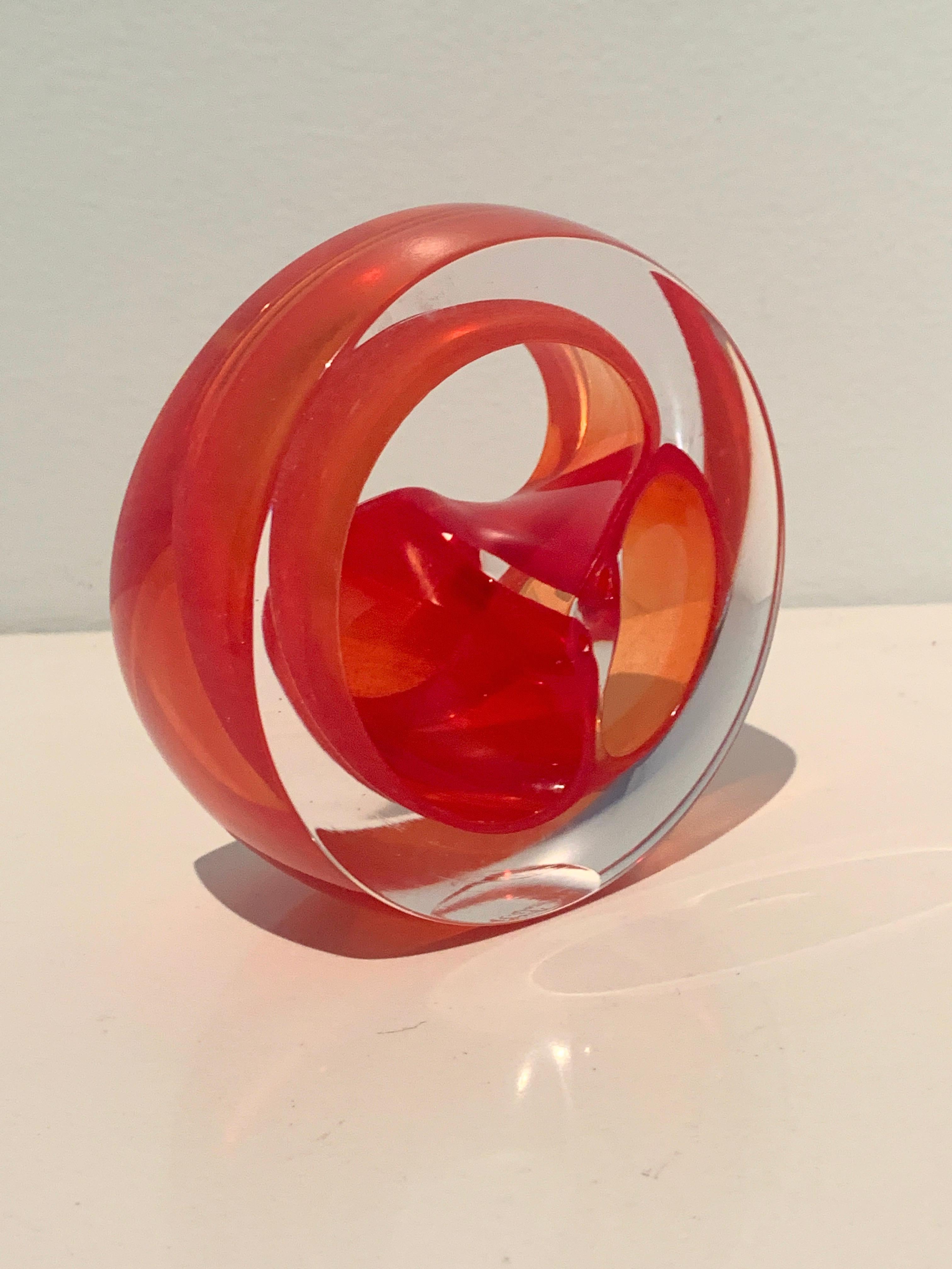 Anglais Teign Valley Red Art Glass Sculpture Paper Weight Bookend en vente 1