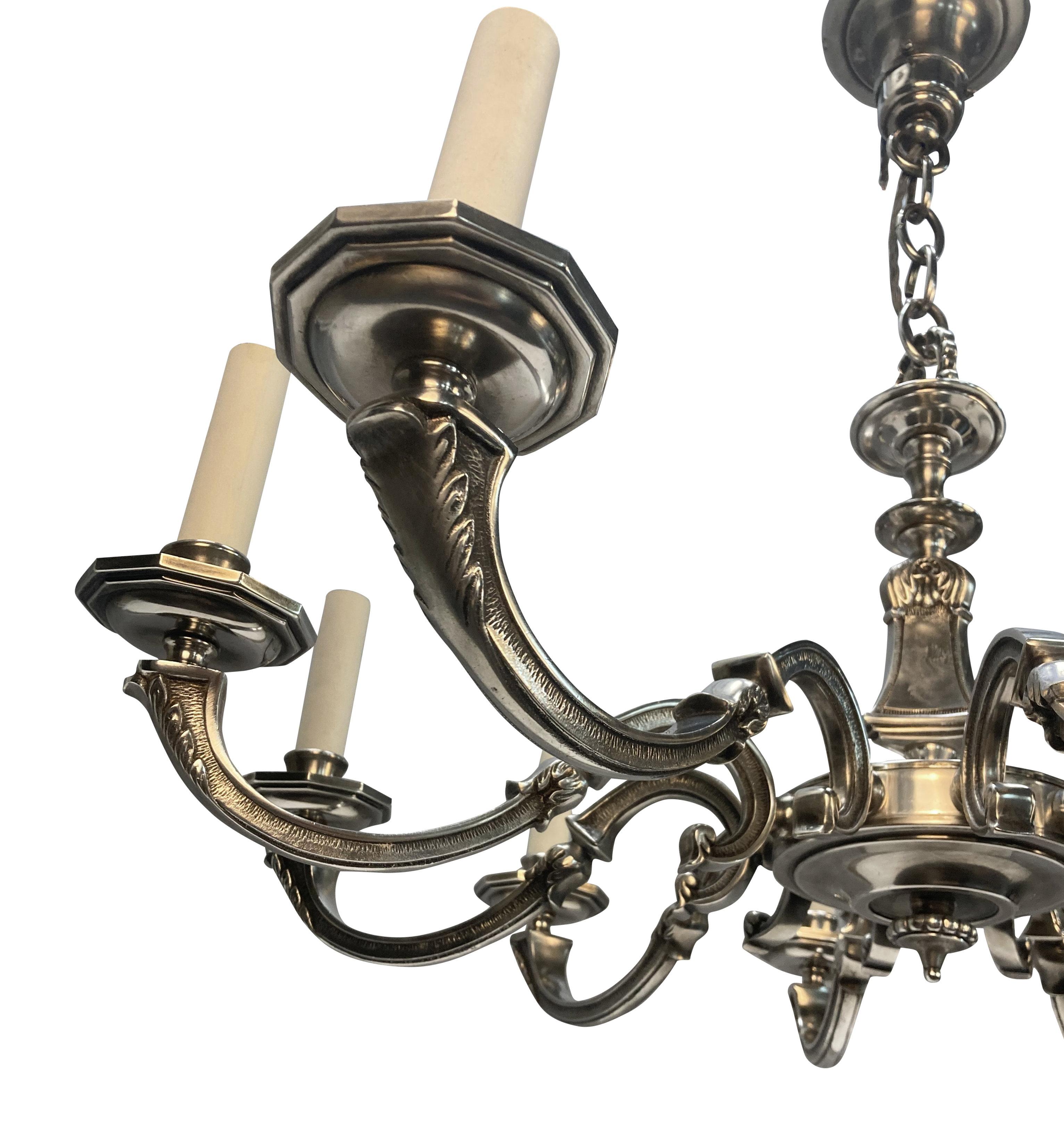 Lampadario inglese a dieci rami placcato in argento In condizioni buone in vendita a Kent, Dover