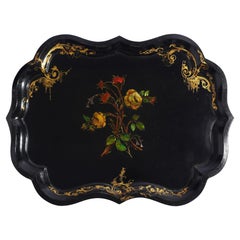 Bandeja inglesa de tole con decoración de rosas e incrustaciones de nácar, c. 1845