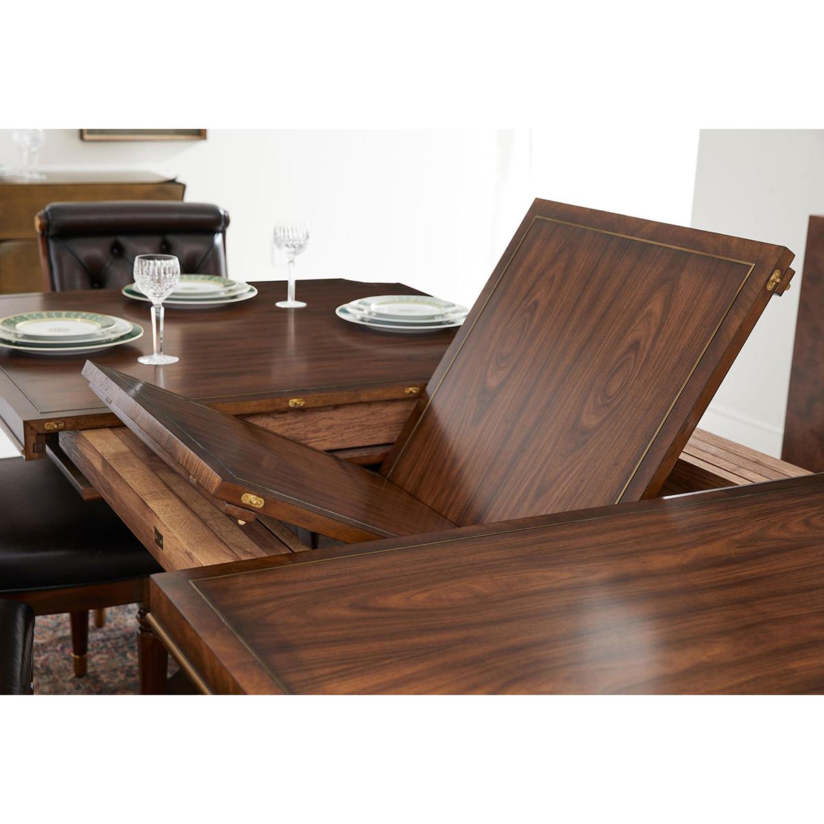 Mesa de comedor extensible tradicional inglesa en Nuevo estado para la venta en Westwood, NJ