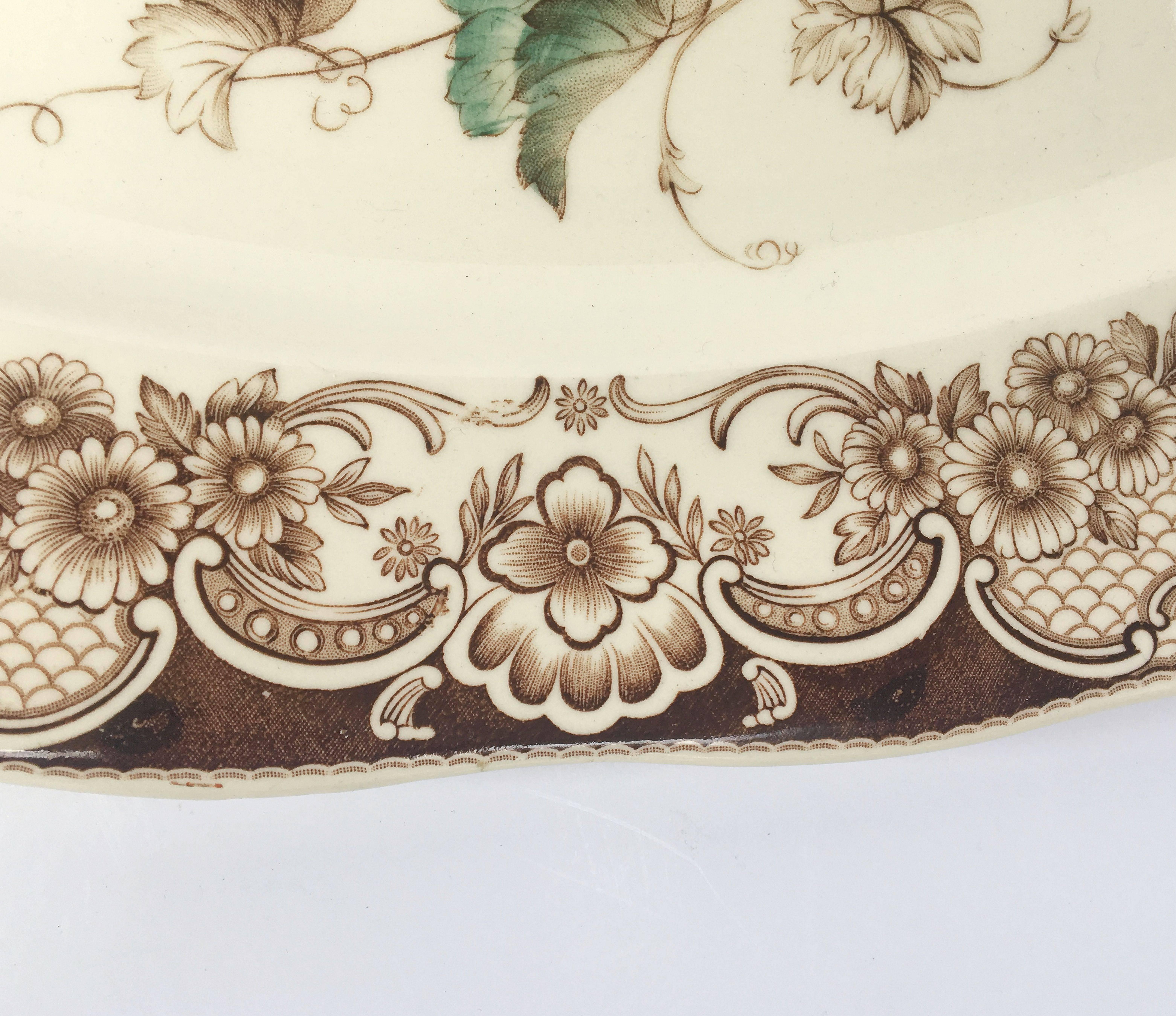 English Transferware Large Platter, Harvest Fruit Pattern by Johnson Brothers In Good Condition For Sale In Austin, TX