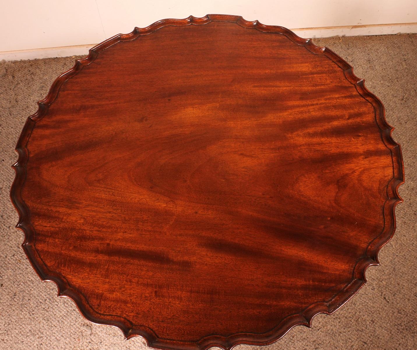 English Tripod Table in Mahogany, 18th Century For Sale 2