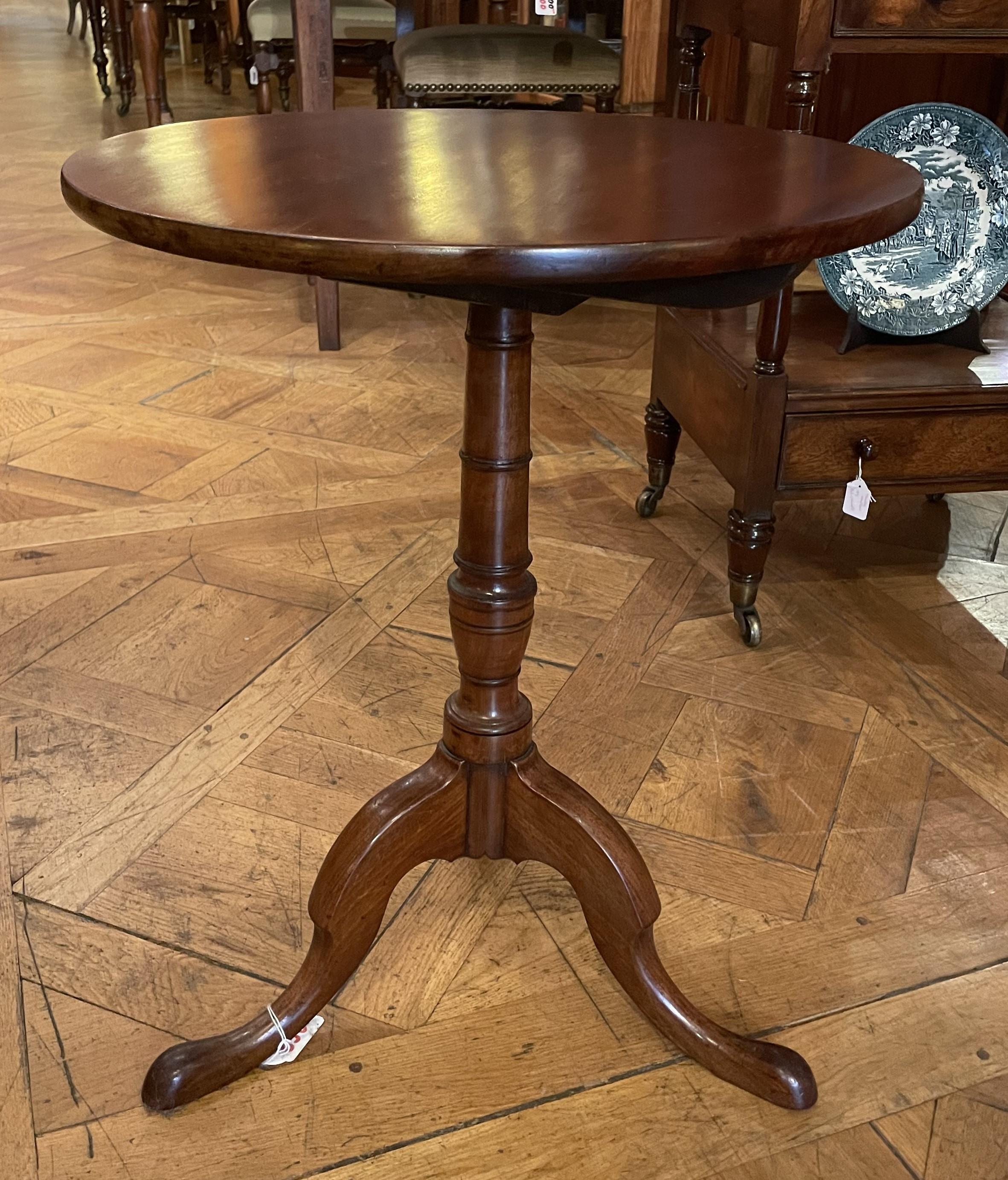 British English Tripod Table In Mahogany-19th Century For Sale