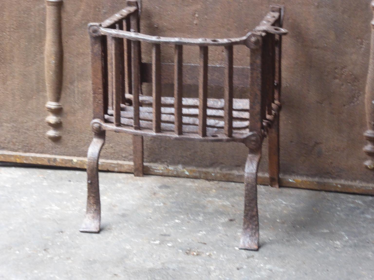 Gothic English Tudor Fireplace Grate or Fire Basket, 17th Century