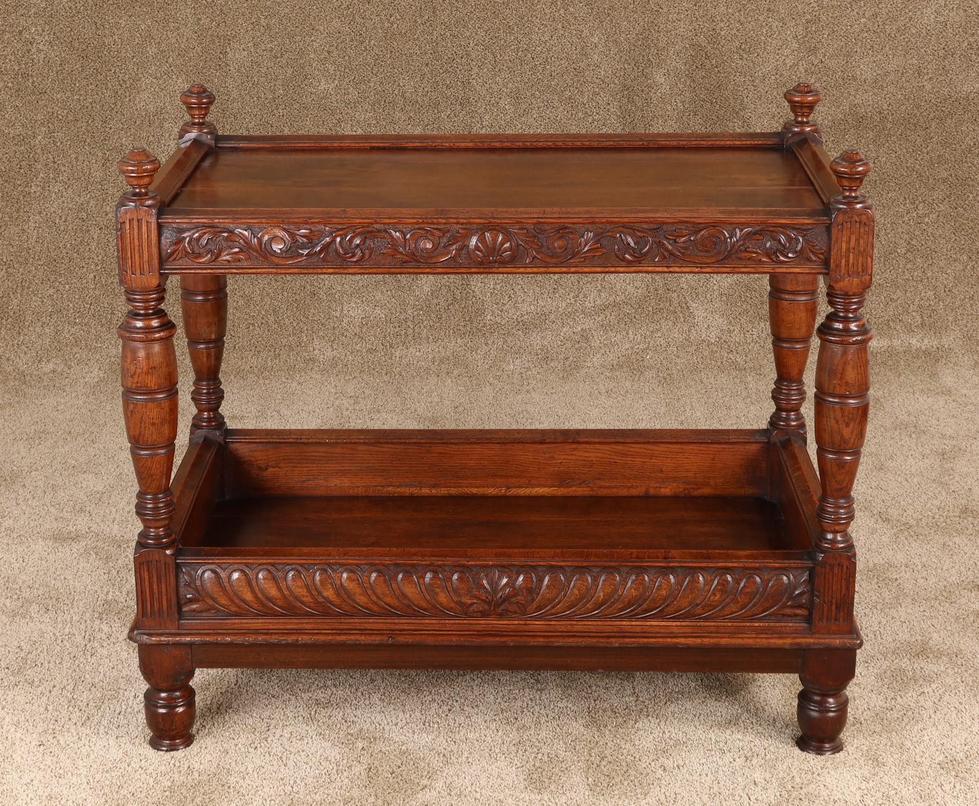 Hand-Crafted English Tudor Revival Oak Server with Exceptional Carvings, circa 1890 For Sale