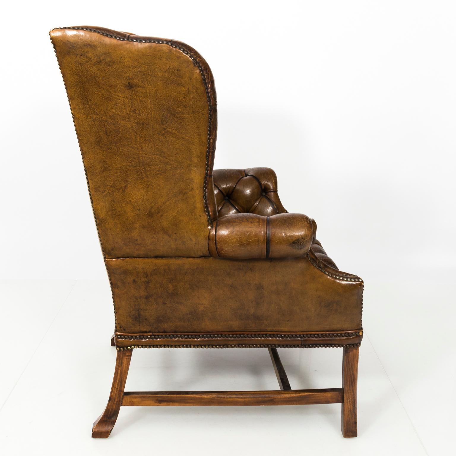 English Tufted Leather Wingback Armchair In Good Condition In Stamford, CT