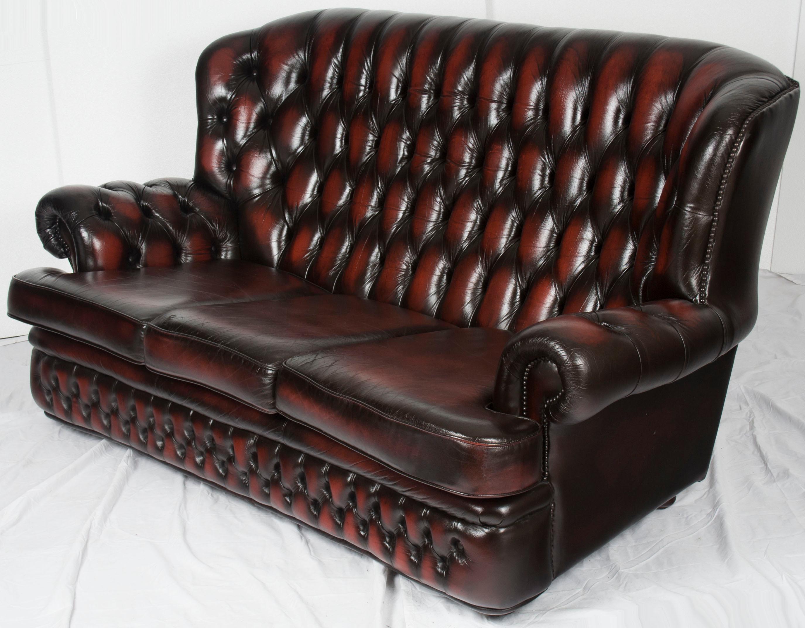 English Tufted Red Leather Tall Back Monk's Style Chesterfield Sofa Couch For Sale 3