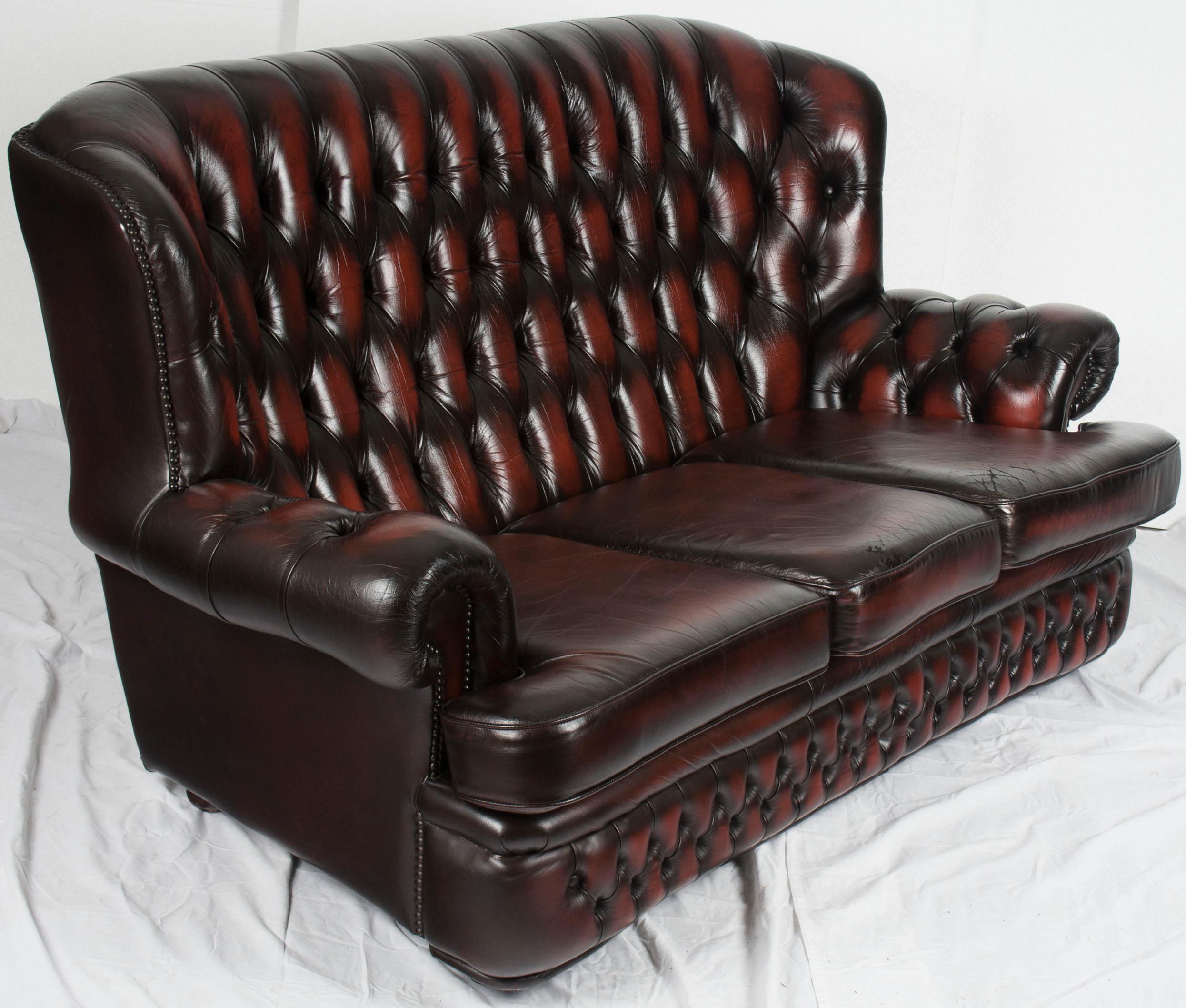 English Tufted Red Leather Tall Back Monk's Style Chesterfield Sofa Couch For Sale 4