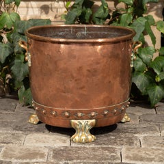 English Turn of the Century 1900s Copper and Brass Planter with Lion Paw Feet