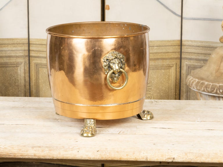 Ancien Pot Jardinier En Cuivre – Poignée Métal Dorée, Patte De Lion – Occasion
