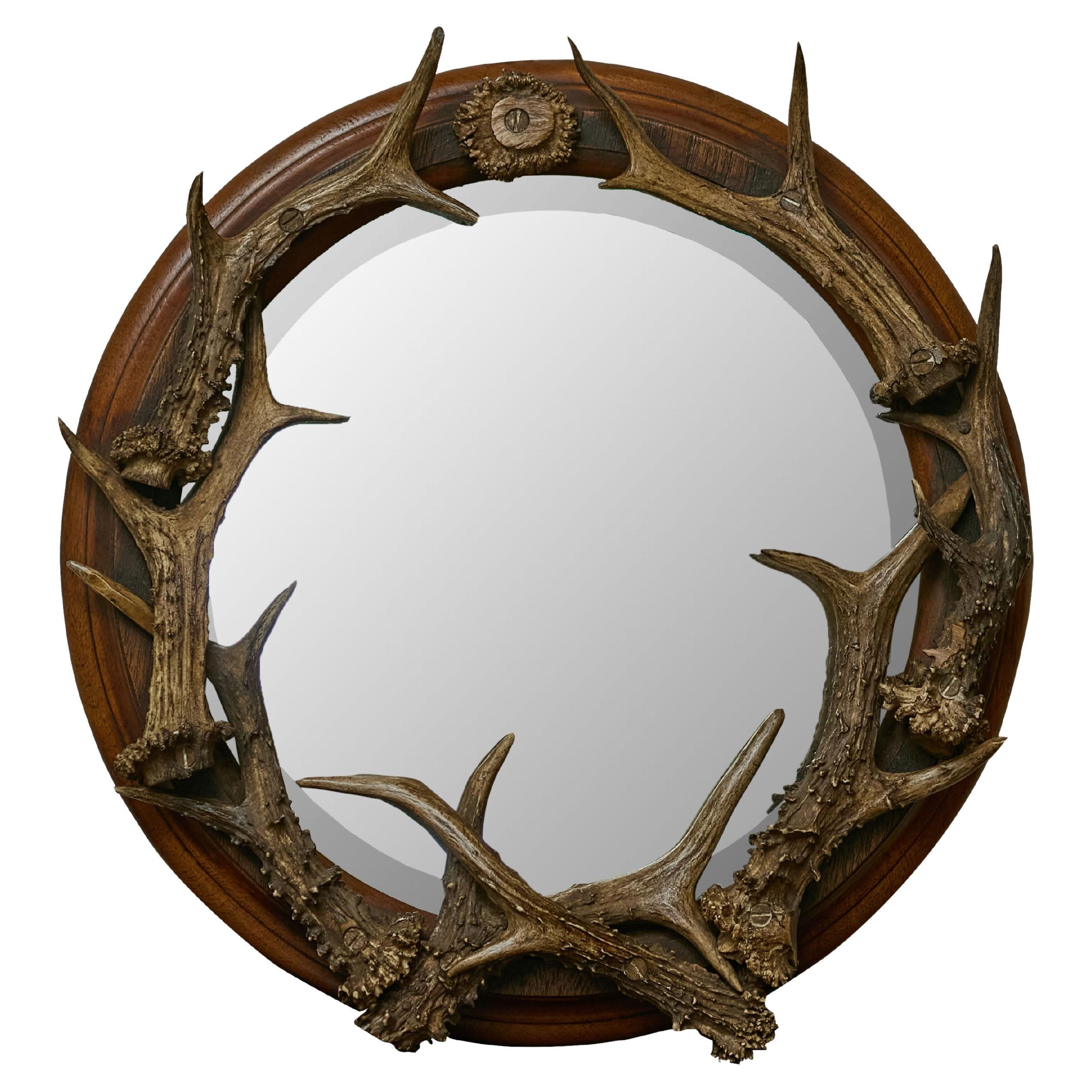English Turn of the Century Antlers Circular Mirror on Wooden Frame, circa 1900