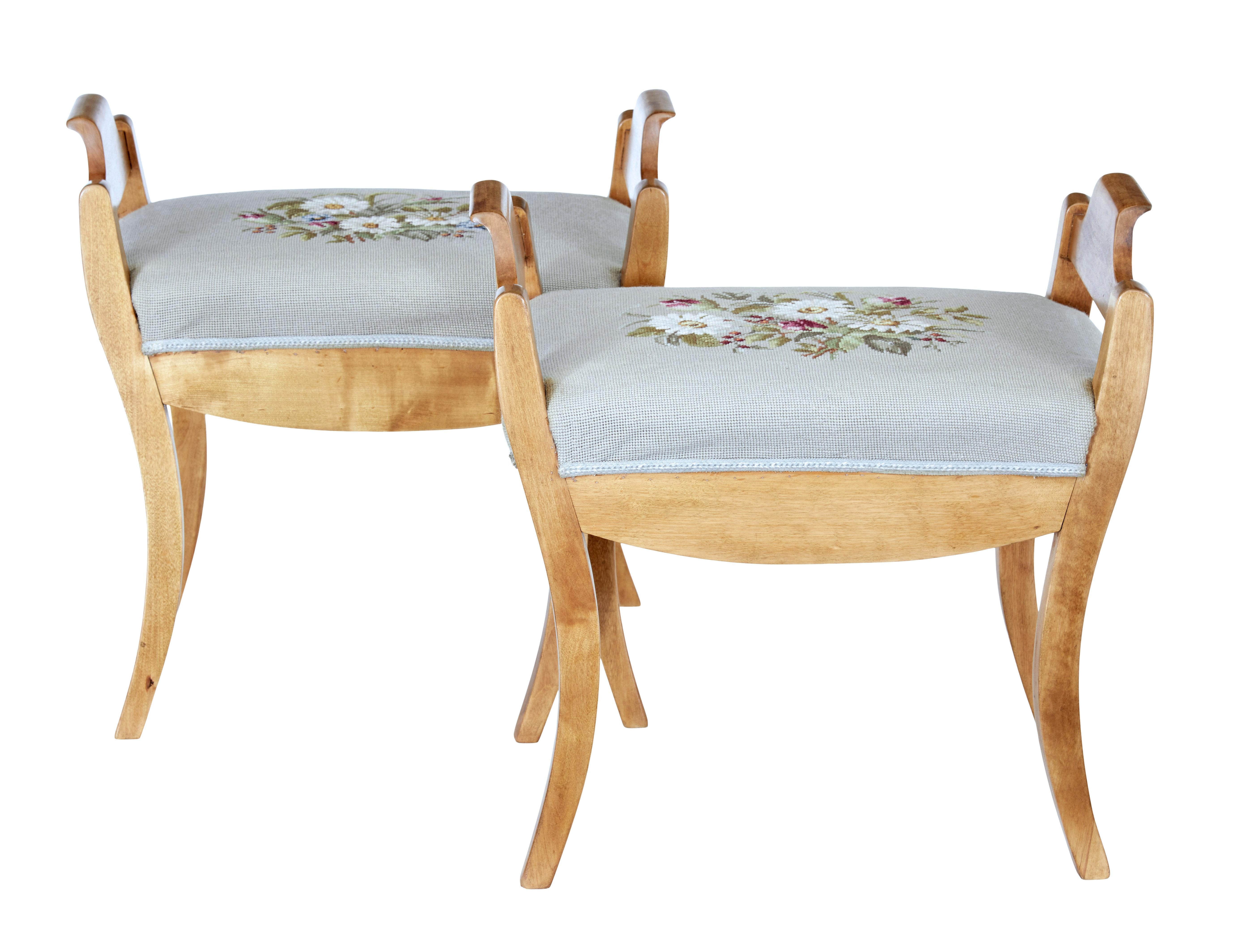 20th Century English Turn of the Century Birch Stools with Curving Arms and Saber Legs For Sale