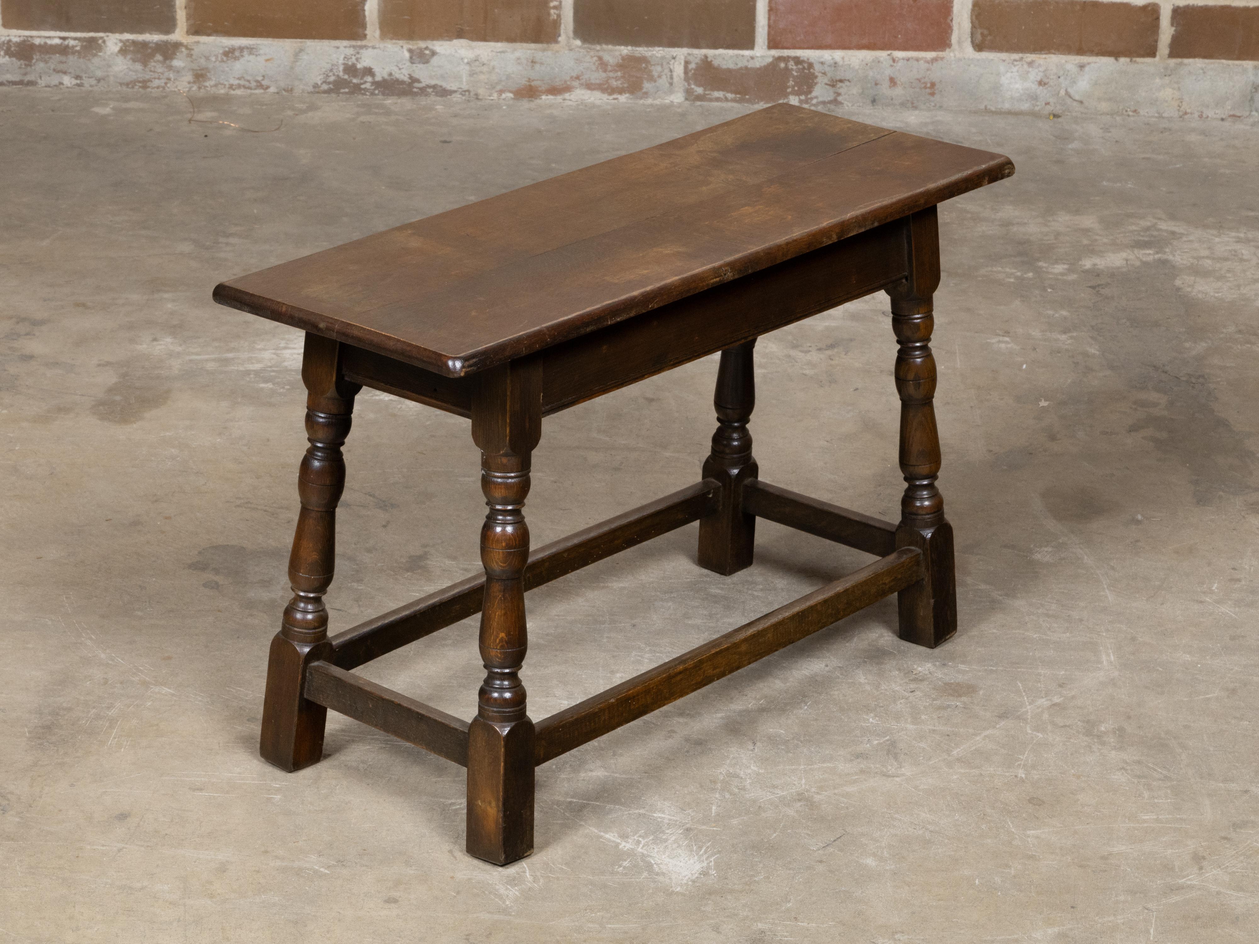 Inglese Sgabello inglese di fine secolo in Oak con gambe a balaustro tornite, circa 1900 in vendita