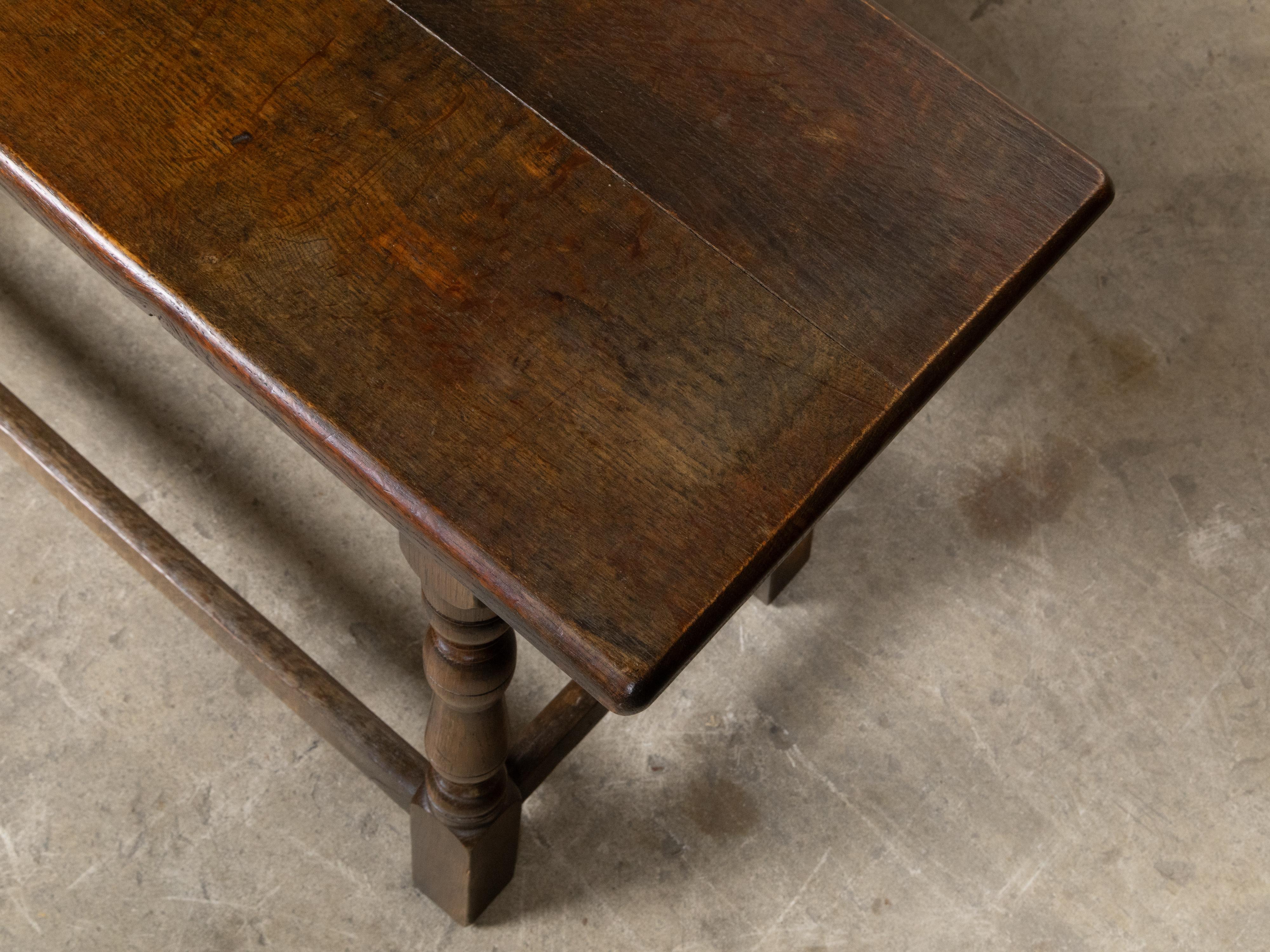 Sgabello inglese di fine secolo in Oak con gambe a balaustro tornite, circa 1900 in vendita 2
