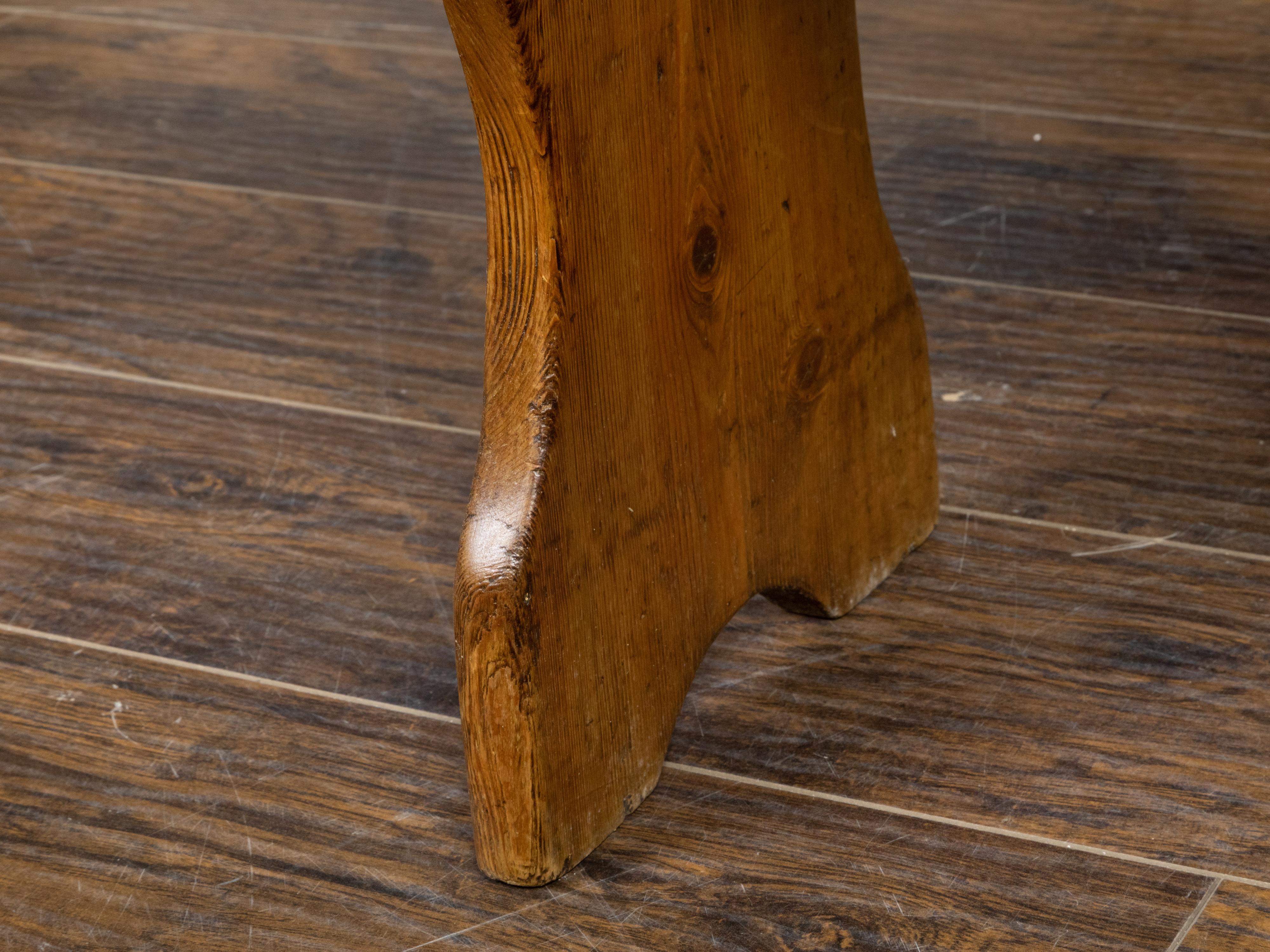 English Turn of the Century Pine Drinks Table with Tray Top and Carved Legs 6