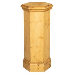 English Turn of the Century Rustic Pine Hexagonal Pedestal, circa 1900