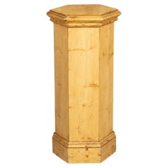 English Turn of the Century Rustic Pine Hexagonal Pedestal, circa 1900