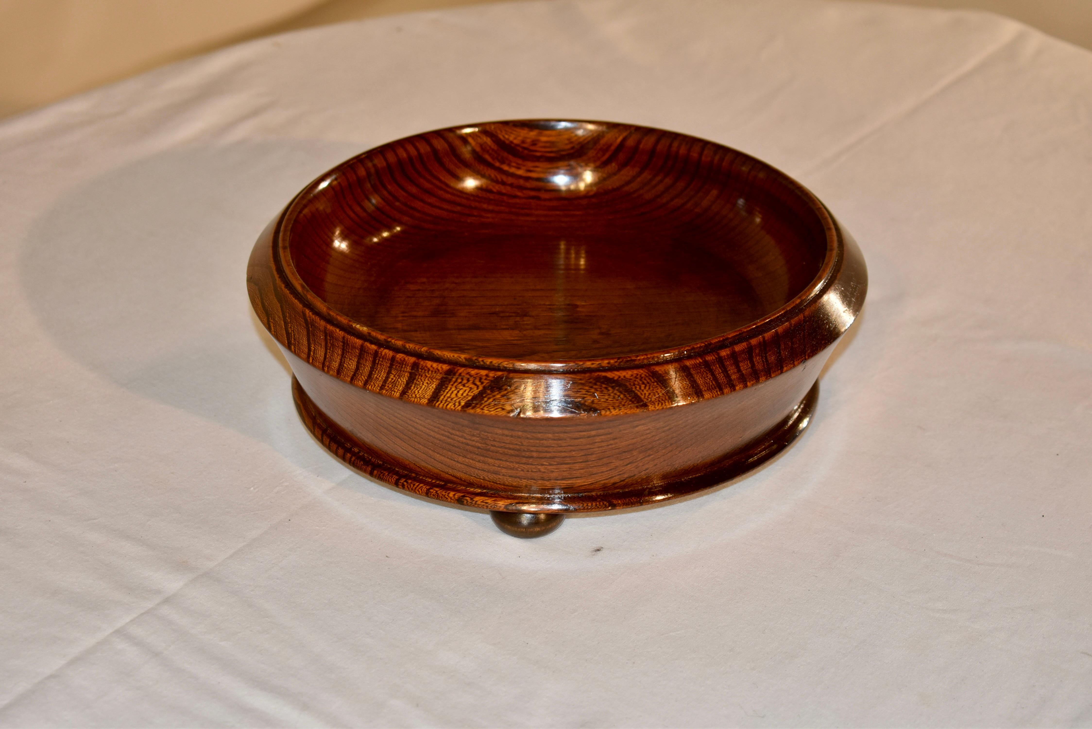 Early 20th Century English Turned Bowl, C. 1900 For Sale