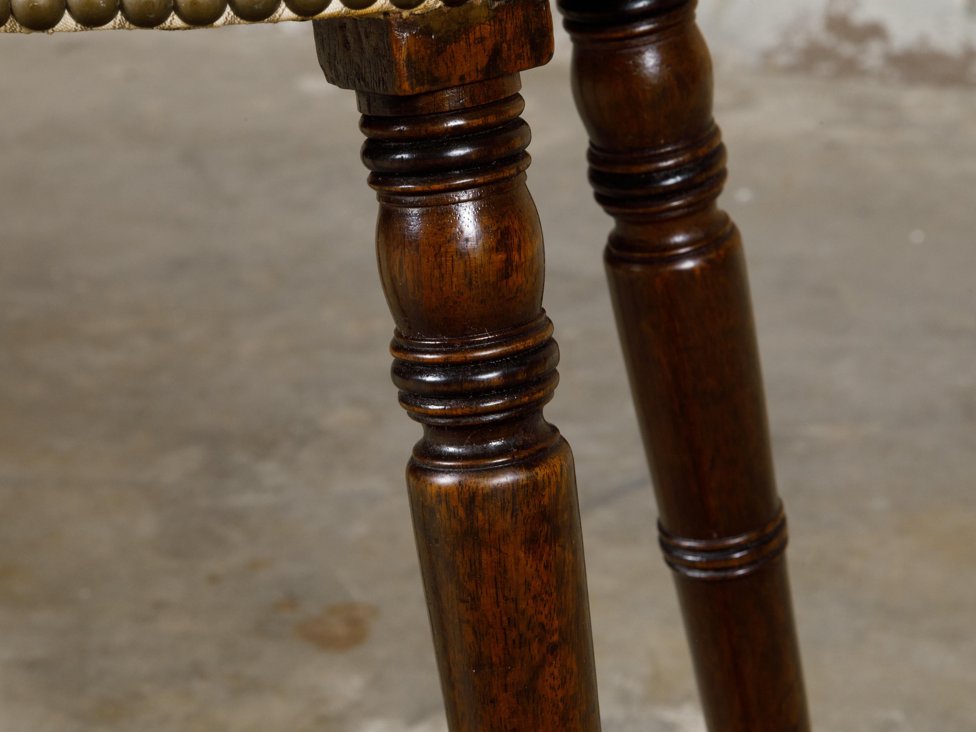 Taburete inglés del siglo XIX de roble torneado con ruedas y asiento oval tapizado Transformado en venta