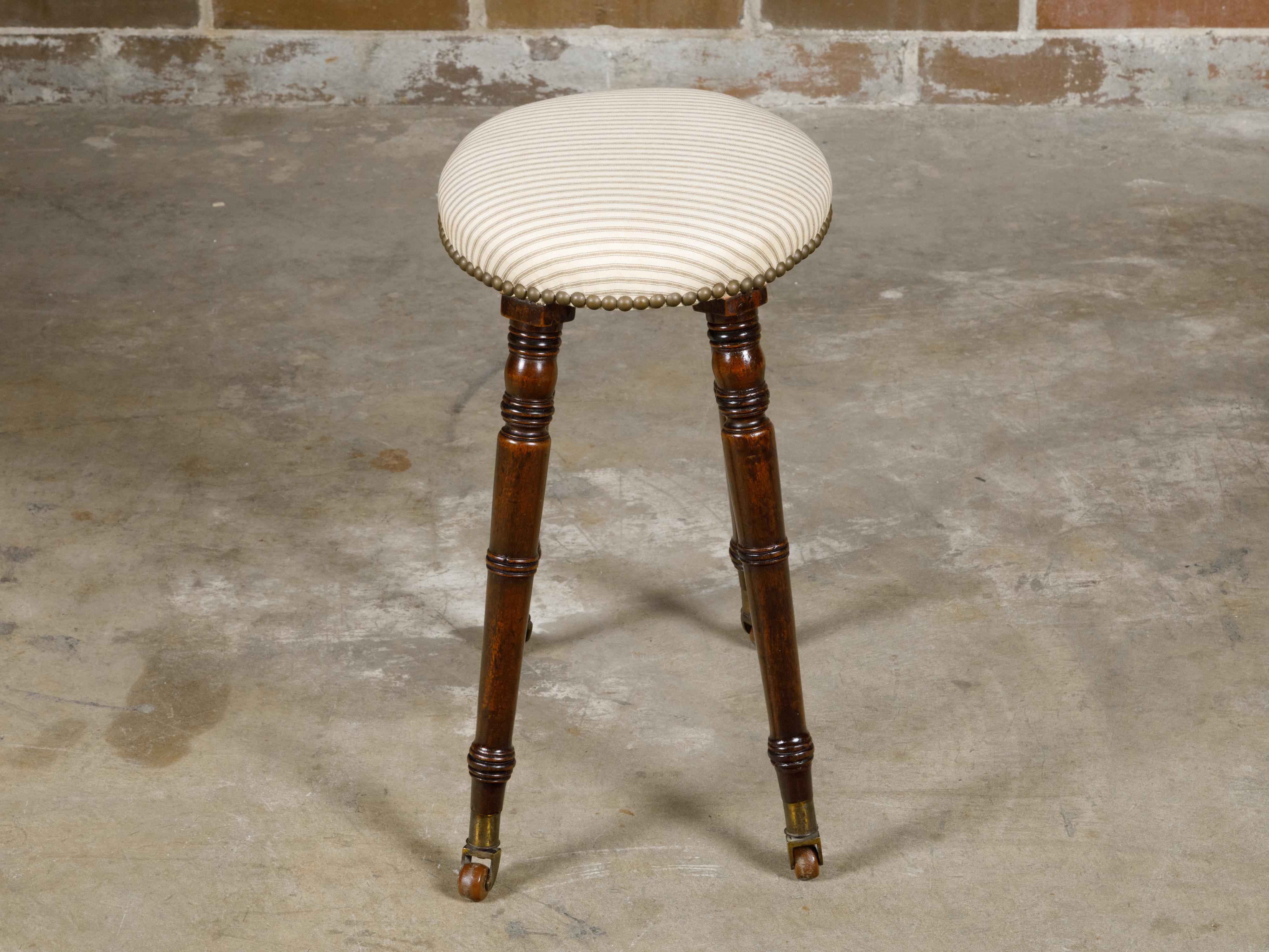 English Turned Oak 19th Century Stool on Casters with Oval Upholstered Seat For Sale 4